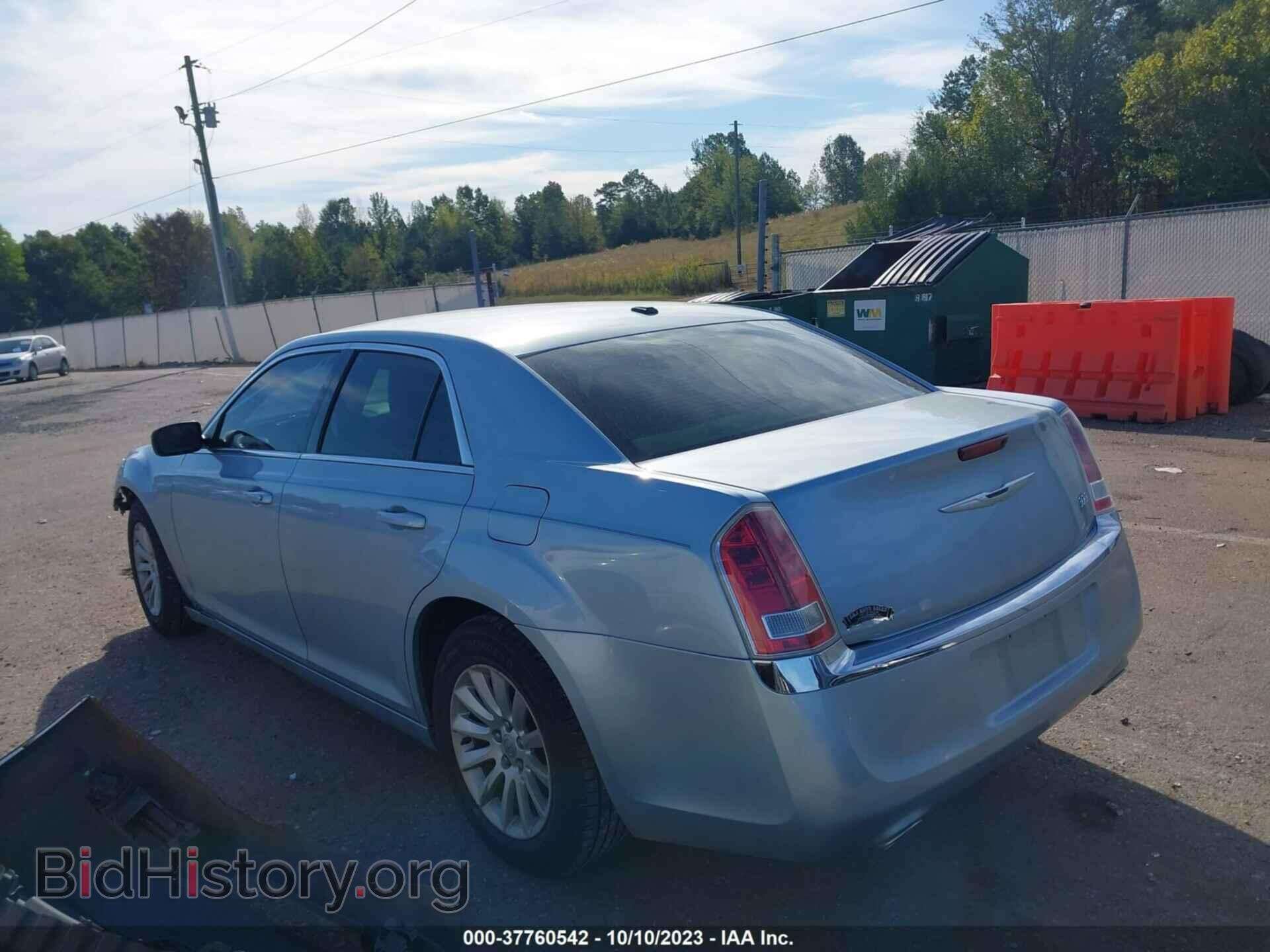 2013 CHRYSLER 300 - VIN: 2C3CCAAG0DH614011 - Фото 3