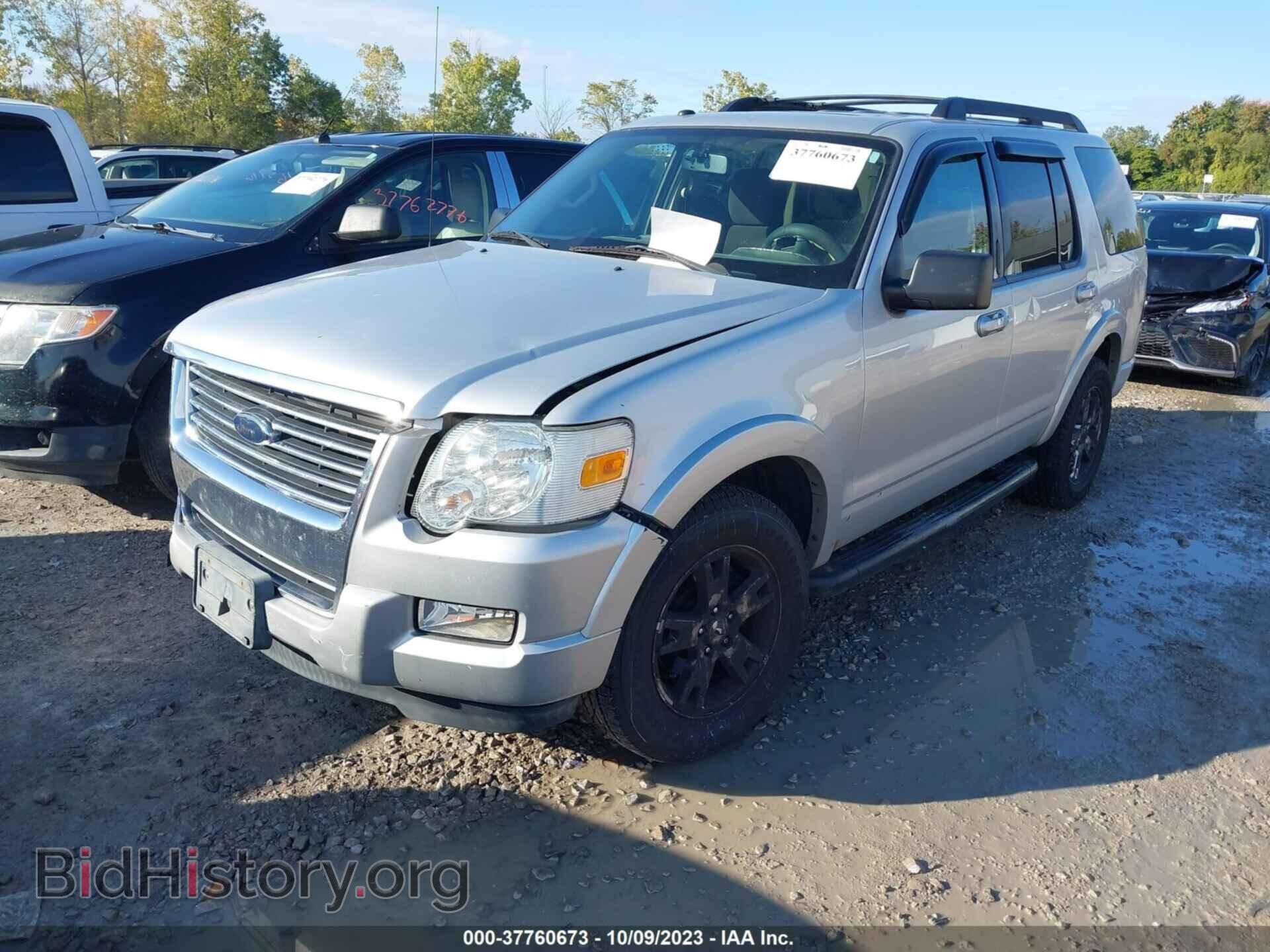 2010 FORD EXPLORER - VIN: 1FMEU7DE2AUA80867 - Фото 2