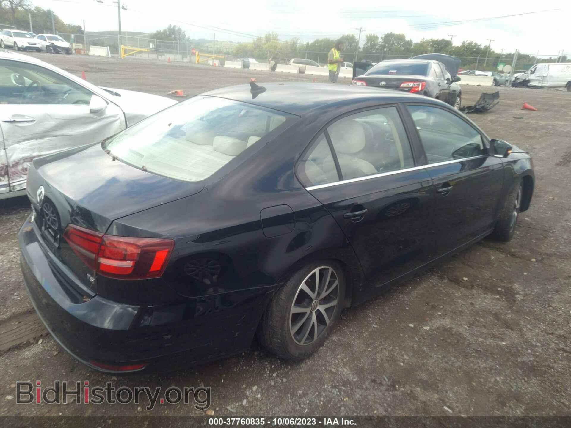 2017 VOLKSWAGEN JETTA - VIN: 3VWDB7AJ4HM247653 - Фото 4