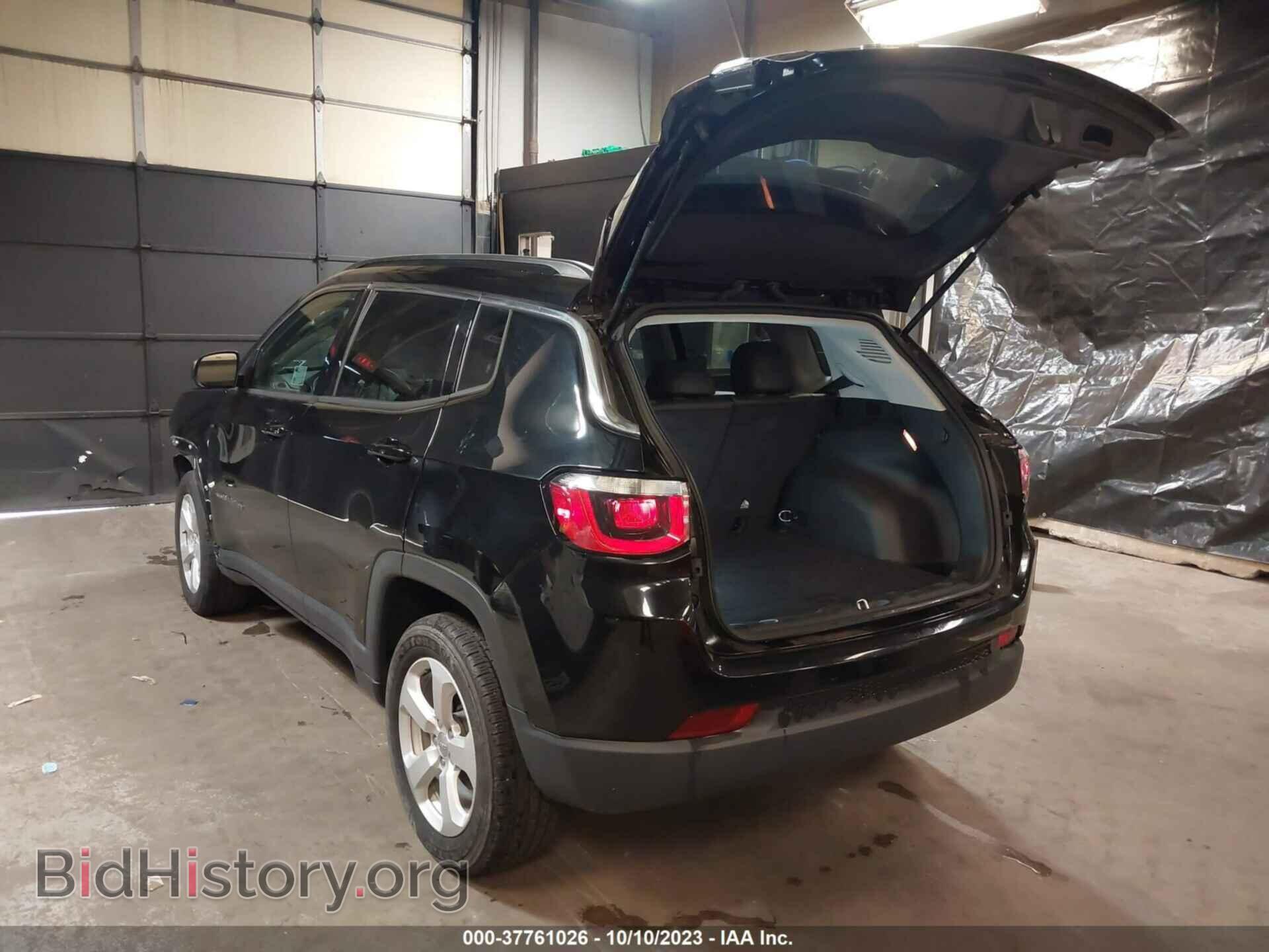 2020 JEEP COMPASS - VIN: 3C4NJDBB9LT100467 - Фото 3