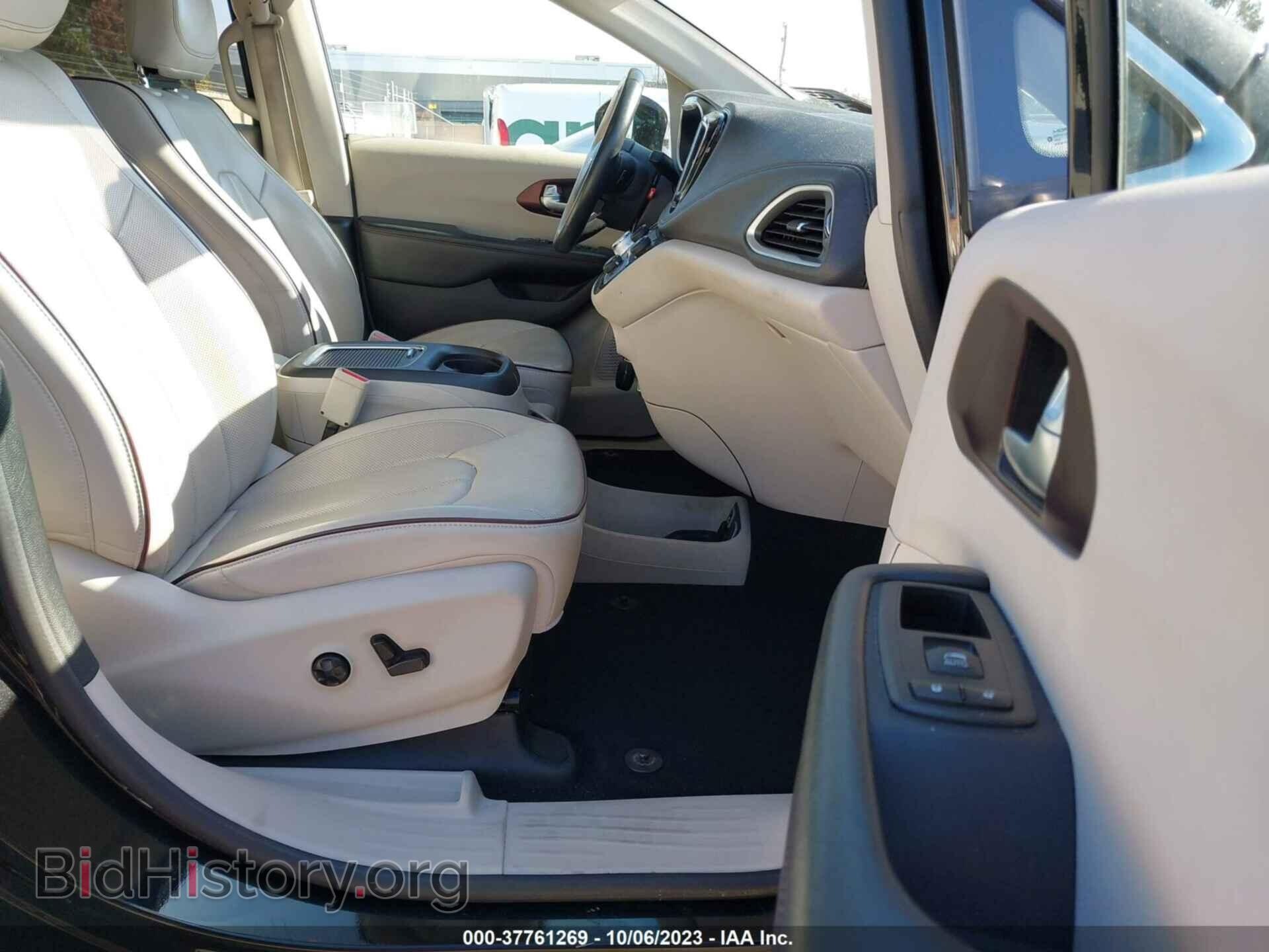 2017 CHRYSLER PACIFICA - VIN: 2C4RC1GG9HR695278 - Фото 5