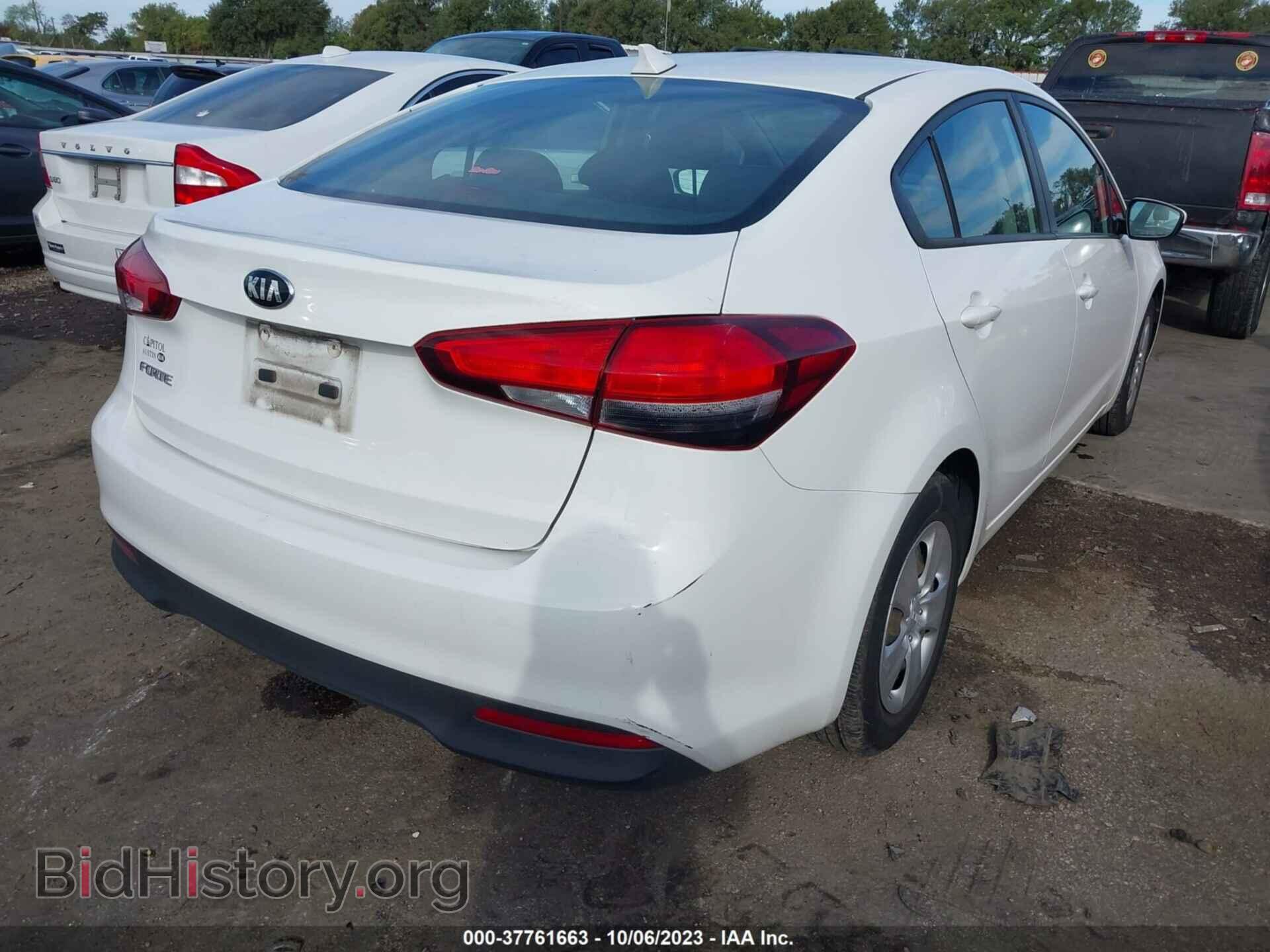 2017 KIA FORTE - VIN: 3KPFK4A72HE080413 - Фото 4