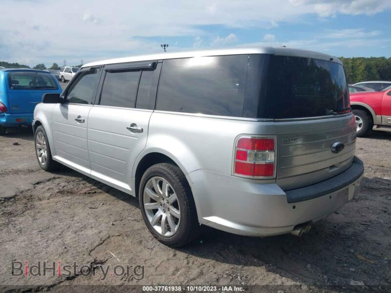 2011 Ford FLEX (VIN 2FMGK5DC5BBD03895) — photo 3 of 11