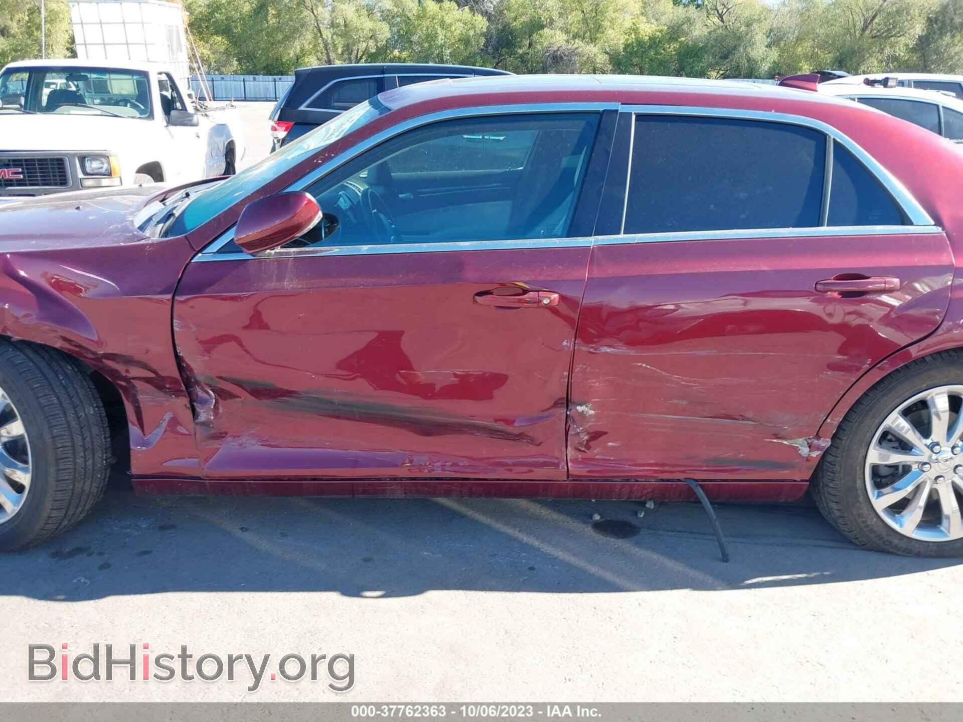 2017 CHRYSLER 300 - VIN: 2C3CCARG4HH507117 - Фото 13