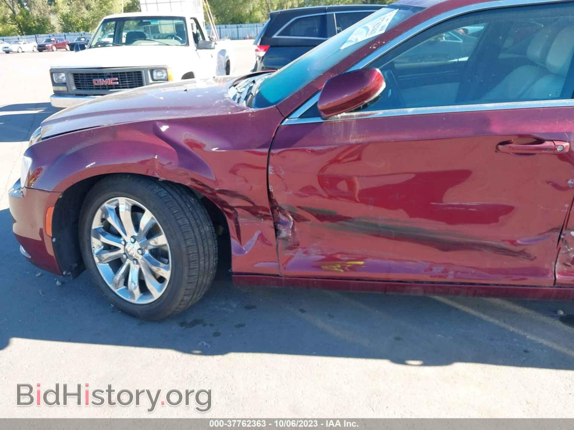2017 CHRYSLER 300 - VIN: 2C3CCARG4HH507117 - Фото 6
