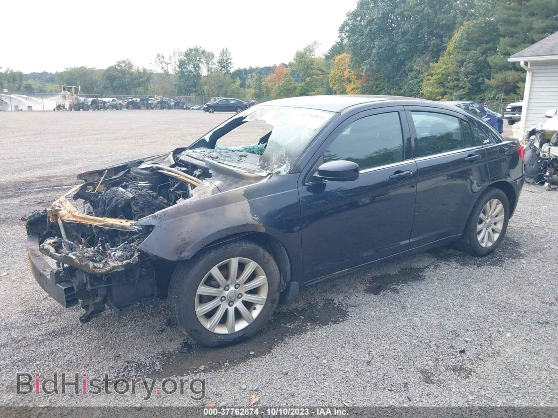 2012 CHRYSLER 200 - VIN: 1C3CCBBB4CN278037 - Фото 2