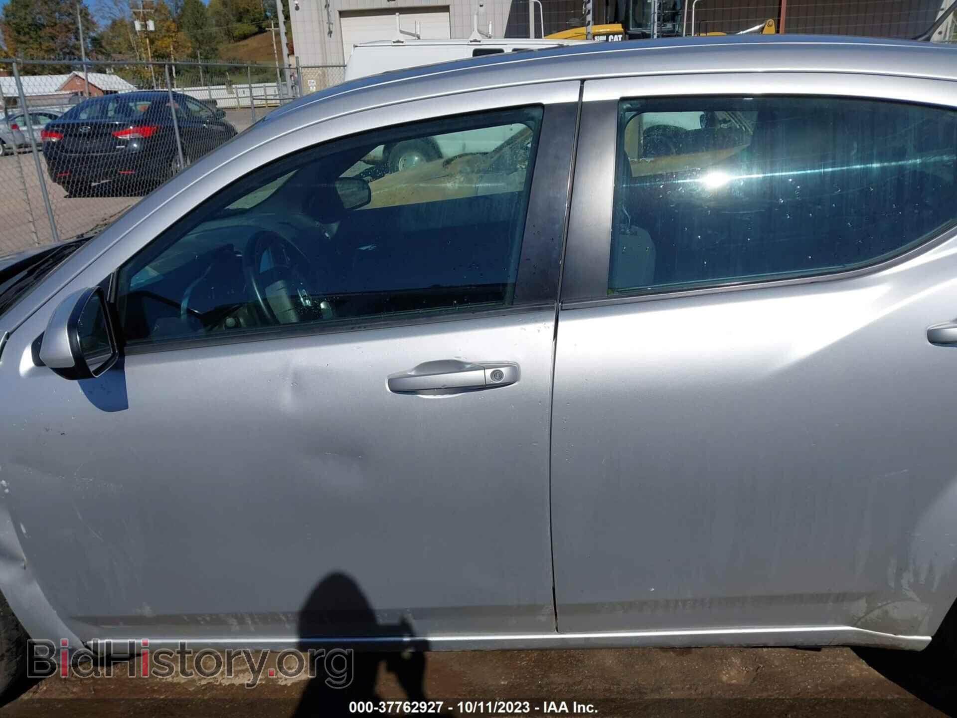 2011 DODGE AVENGER - VIN: 1B3BD1FG5BN513212 - Фото 13