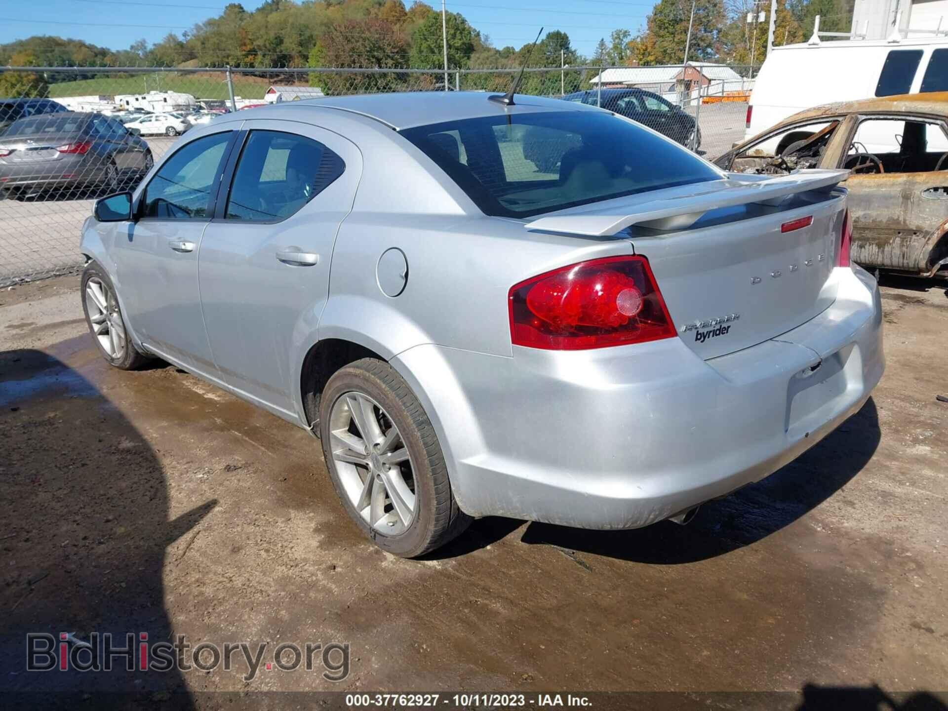 2011 DODGE AVENGER - VIN: 1B3BD1FG5BN513212 - Фото 3