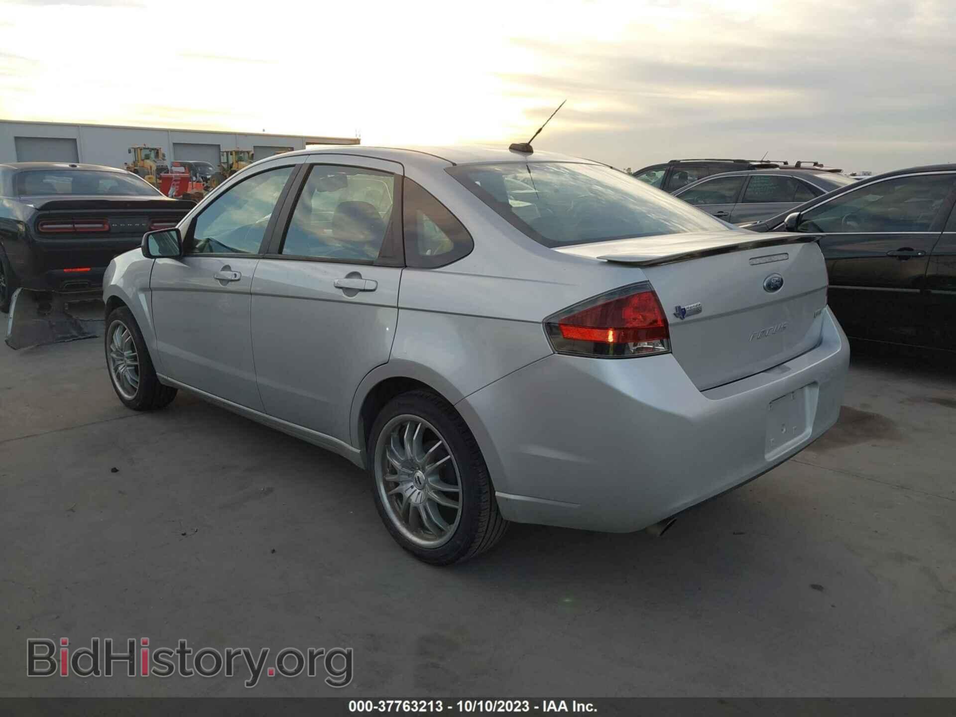 2011 FORD FOCUS - VIN: 1FAHP3GN8BW106428 - Photo 3