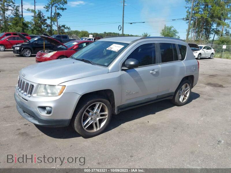 2011 Jeep COMPASS (VIN 1J4NT5FB9BD182287) — photo 2 of 11