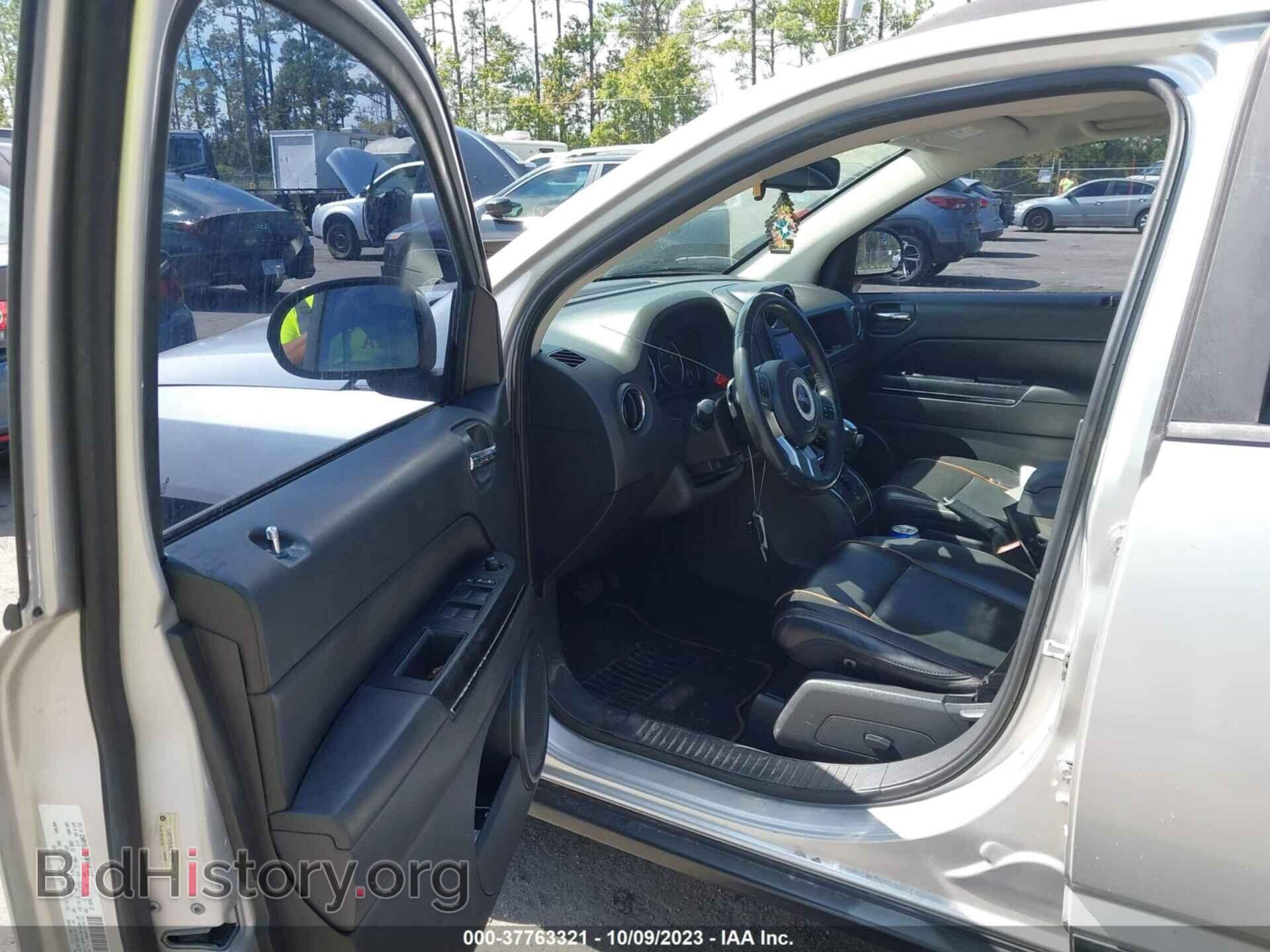 2011 JEEP COMPASS - VIN: 1J4NT5FB9BD182287 - Фото 5