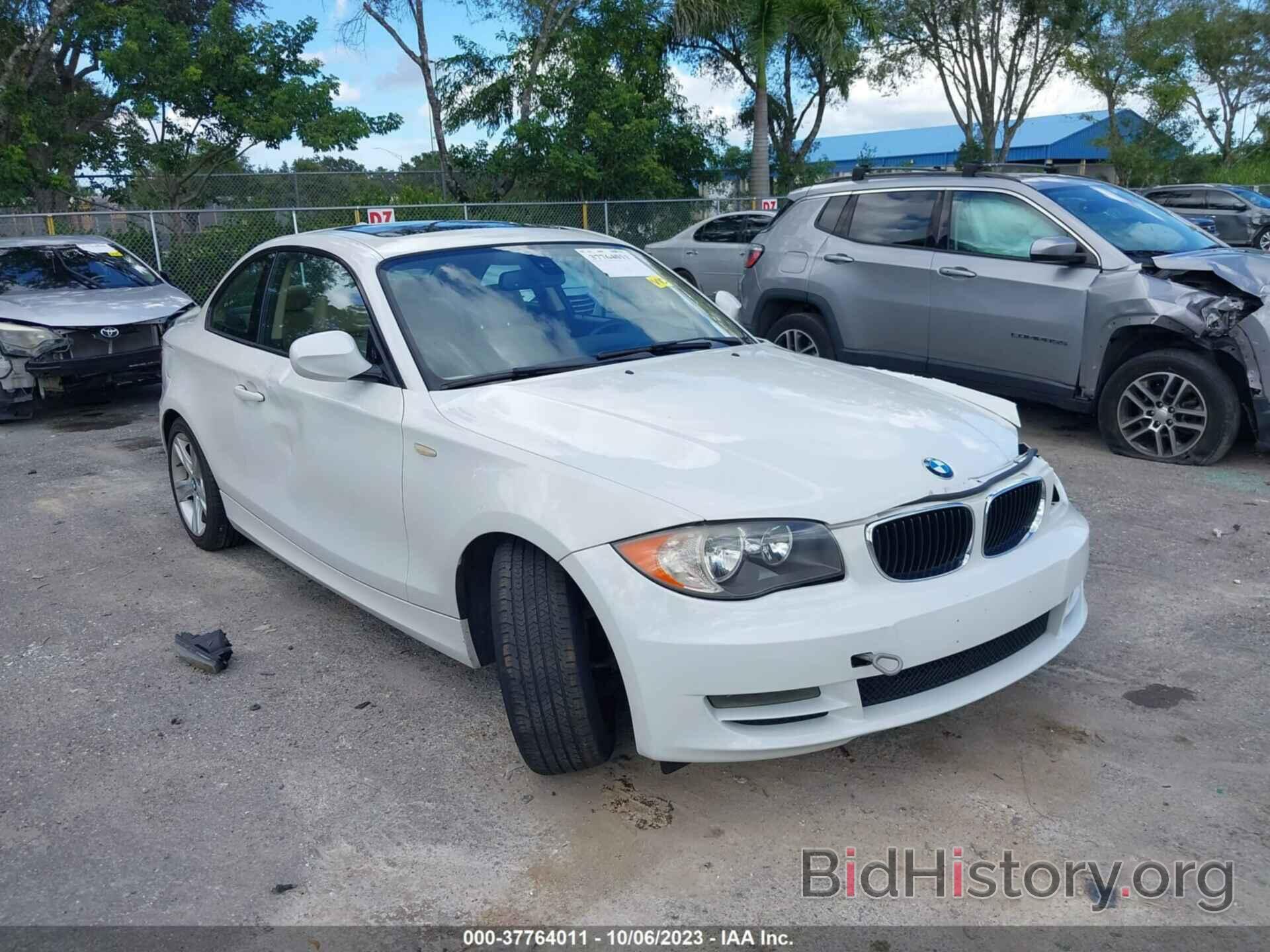 Photo WBAUP7C50BVK78431 - BMW 1 SERIES 2011