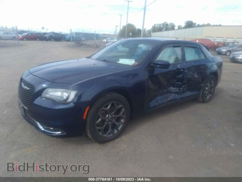 2017 Chrysler 300 (VIN 2C3CCAGG7HH538963) — фото 2 из 16