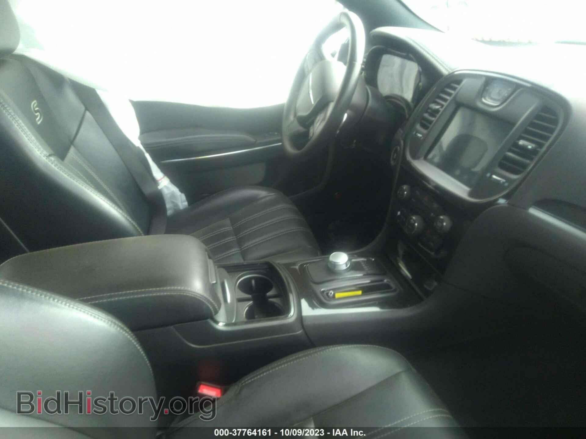 2017 CHRYSLER 300 - VIN: 2C3CCAGG7HH538963 - Photo 5
