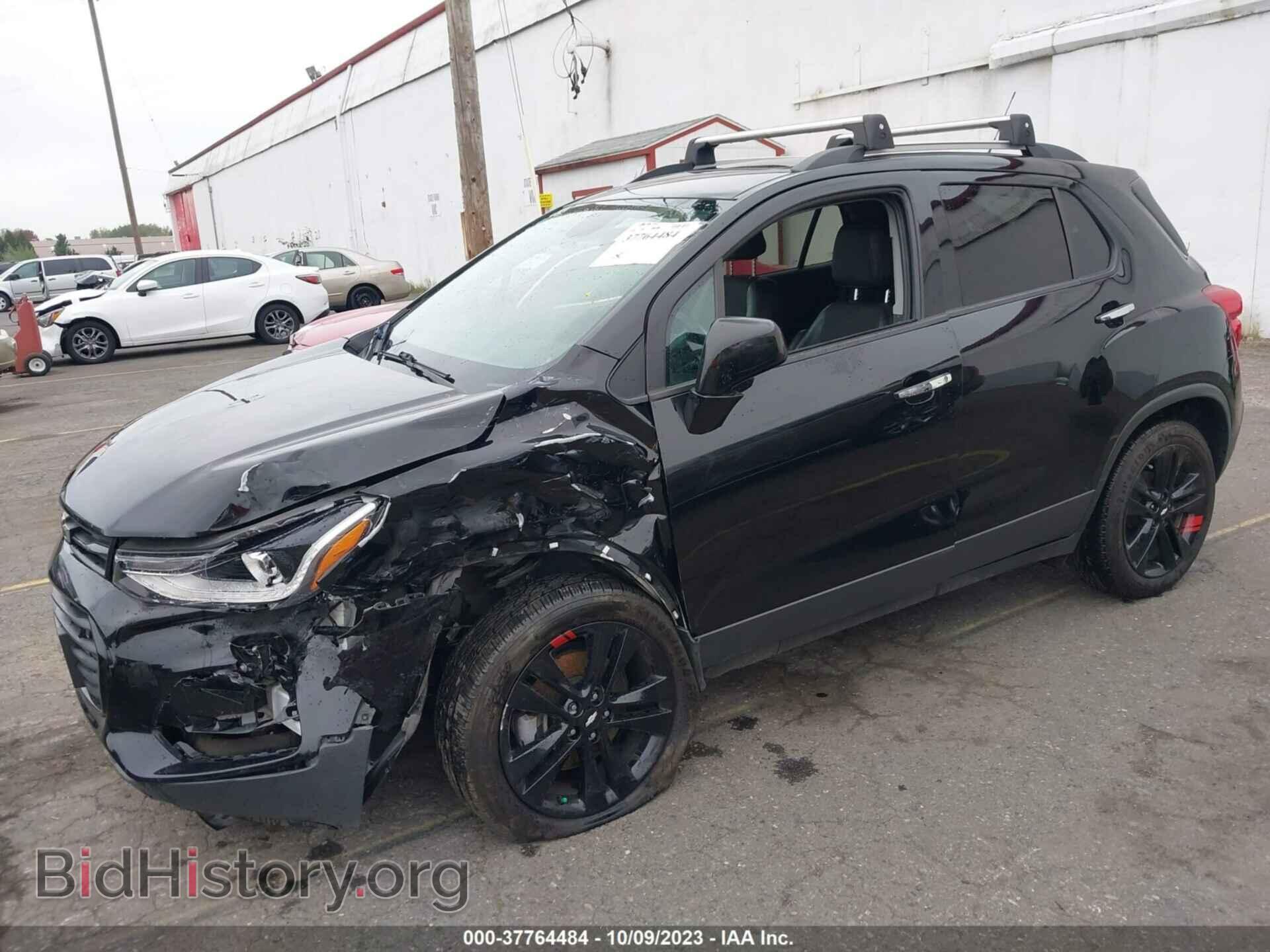 2019 CHEVROLET TRAX - VIN: 3GNCJPSB3KL302106 - Photo 2