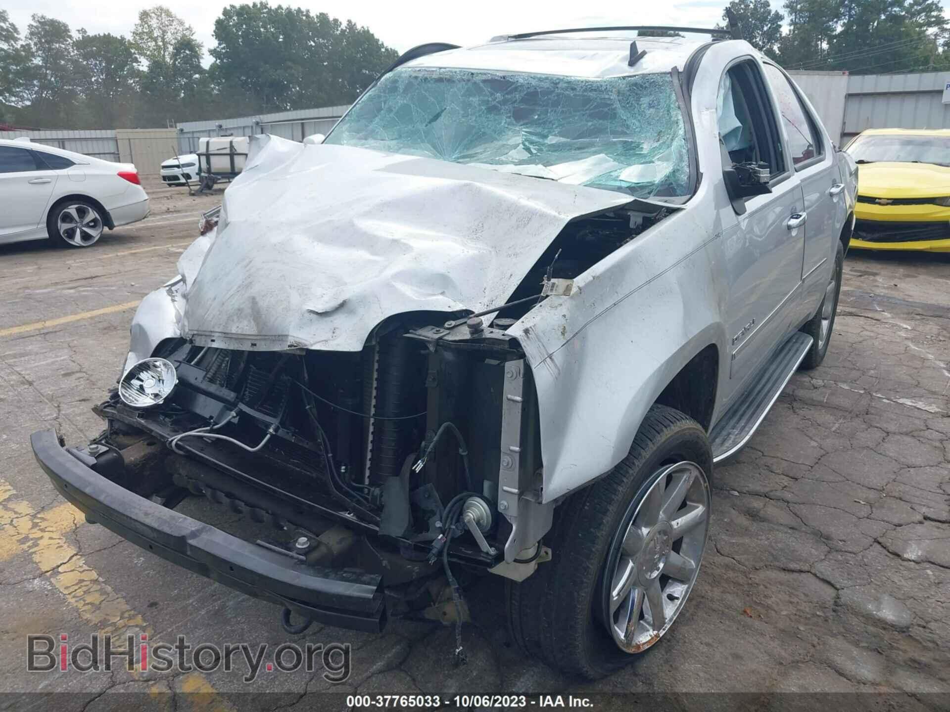 2013 GMC YUKON - VIN: 1GKS1EEF0DR363145 - Фото 2