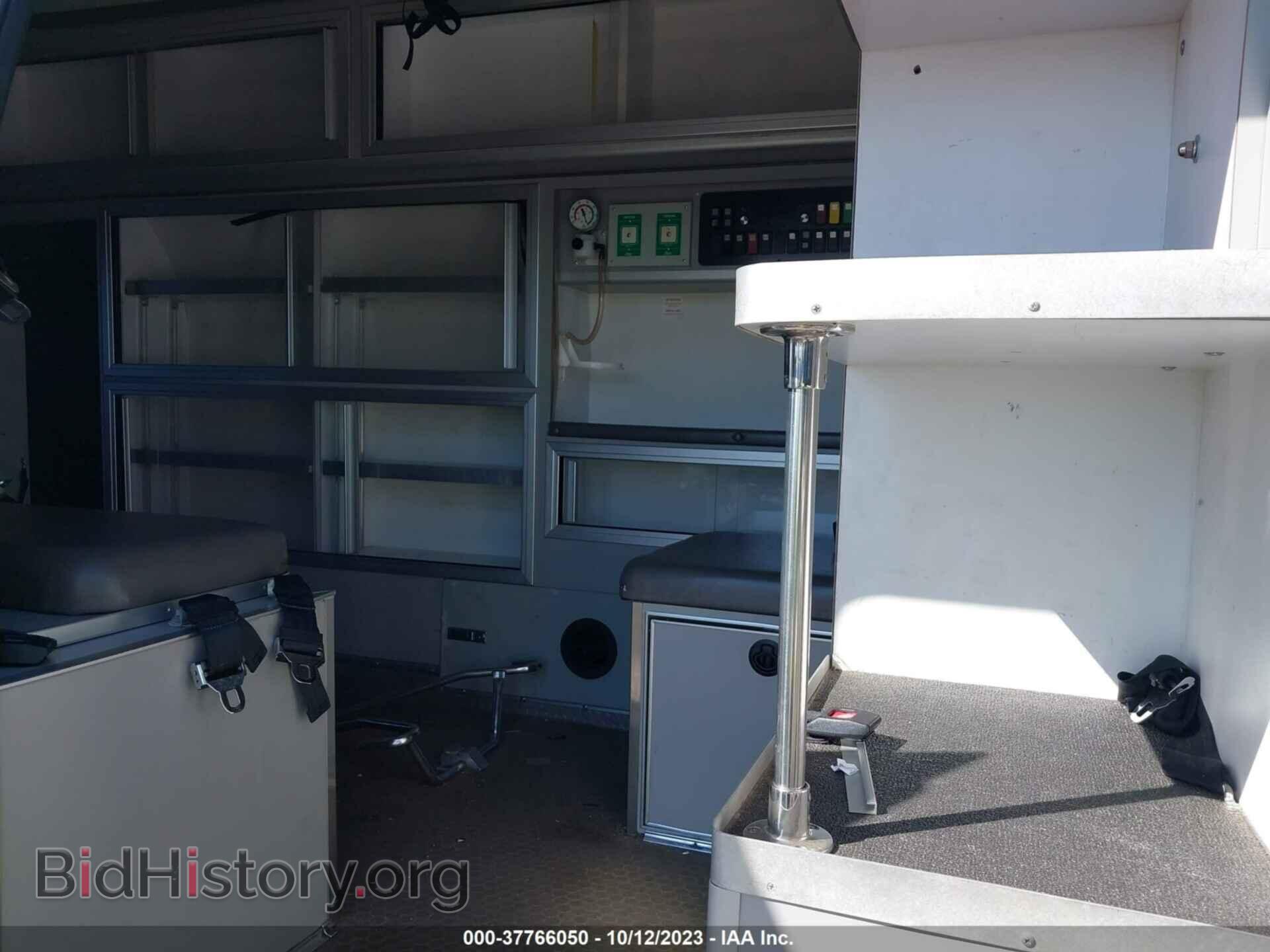 2010 FORD ECONOLINE CARGO VAN - VIN: 1FDSS3EP7ADA31200 - Фото 8