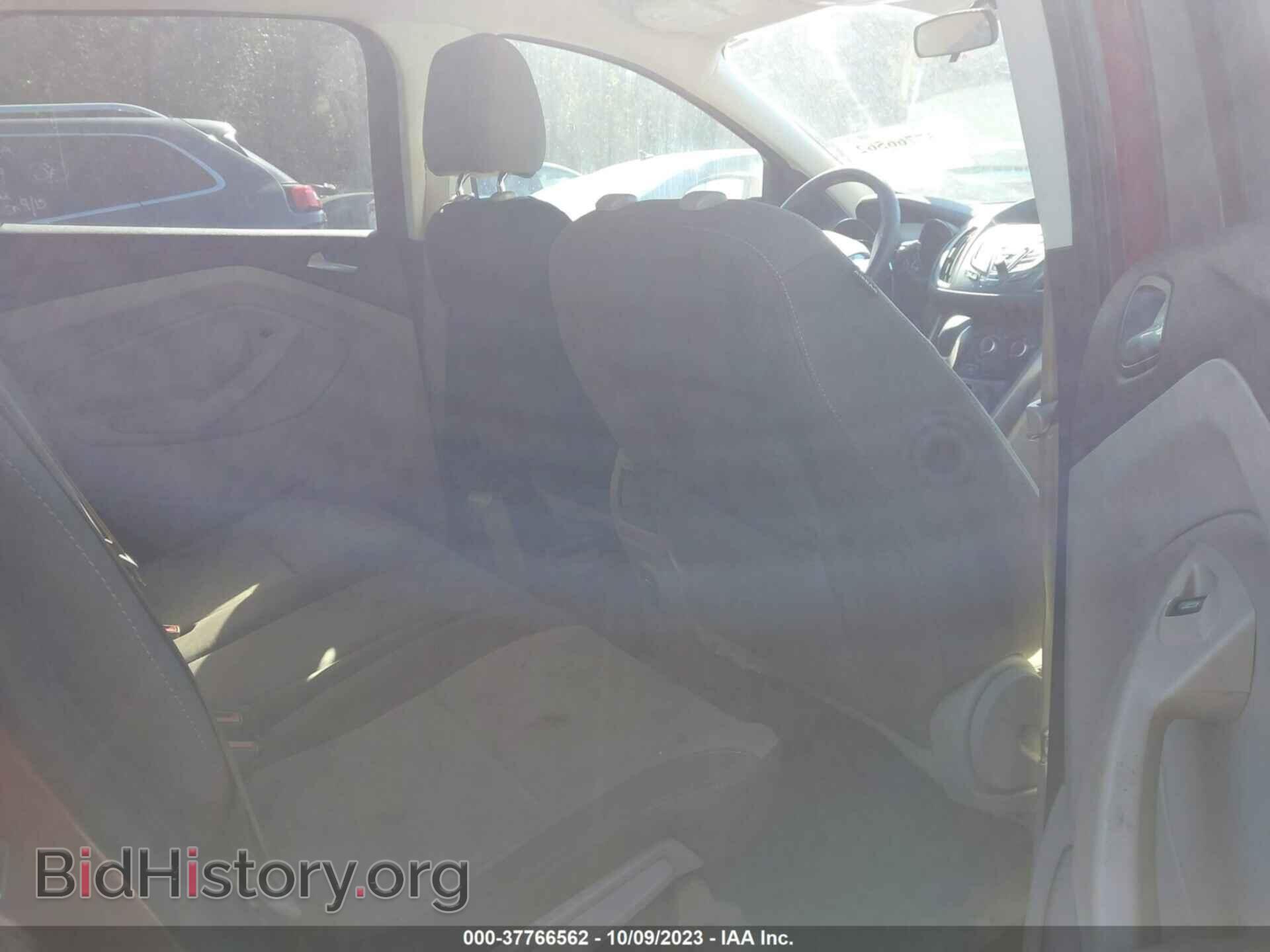 2016 FORD ESCAPE - VIN: 1FMCU0G72GUC51377 - Фото 8
