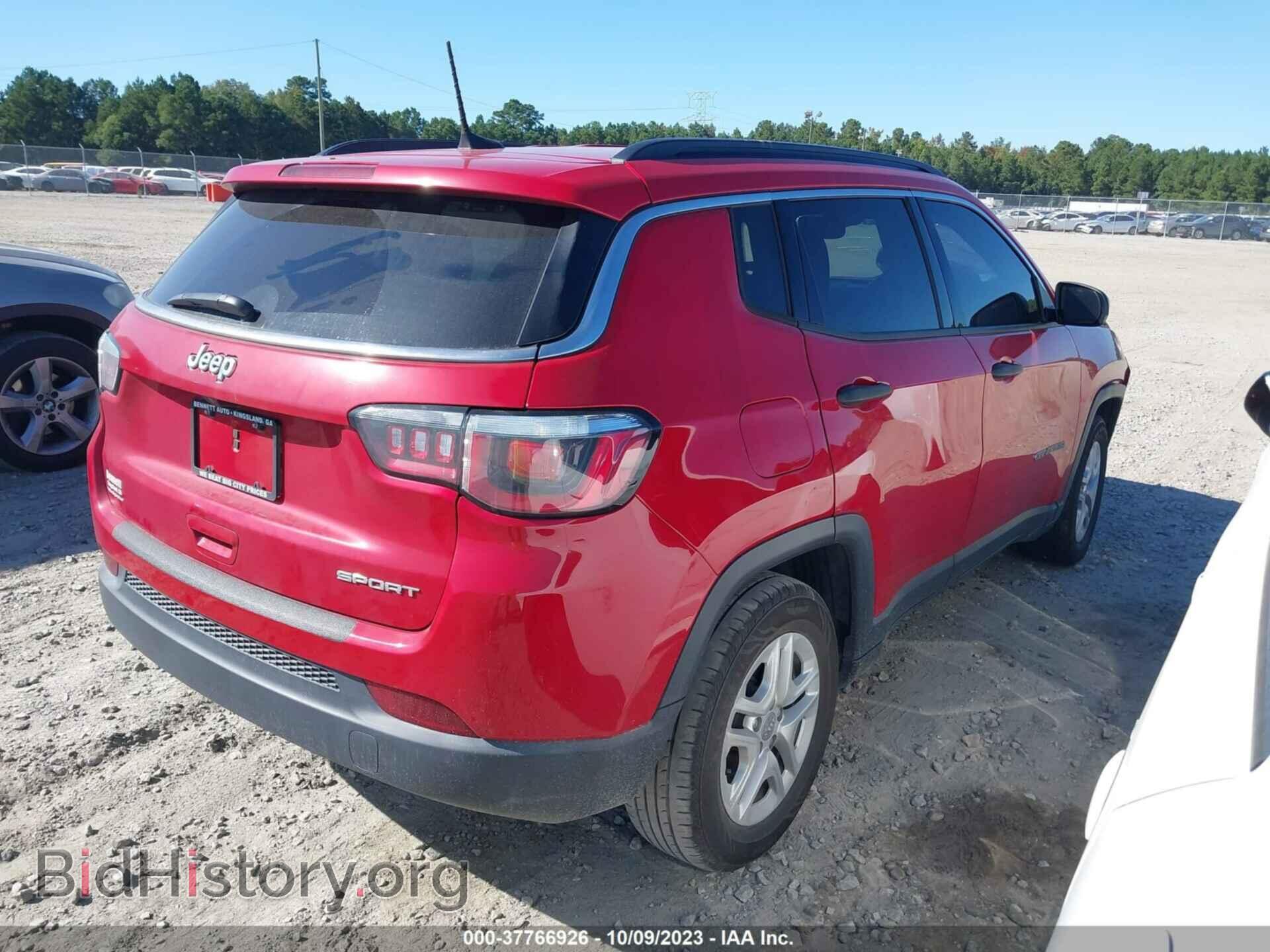 2019 JEEP COMPASS - VIN: 3C4NJCAB0KT618641 - Фото 4