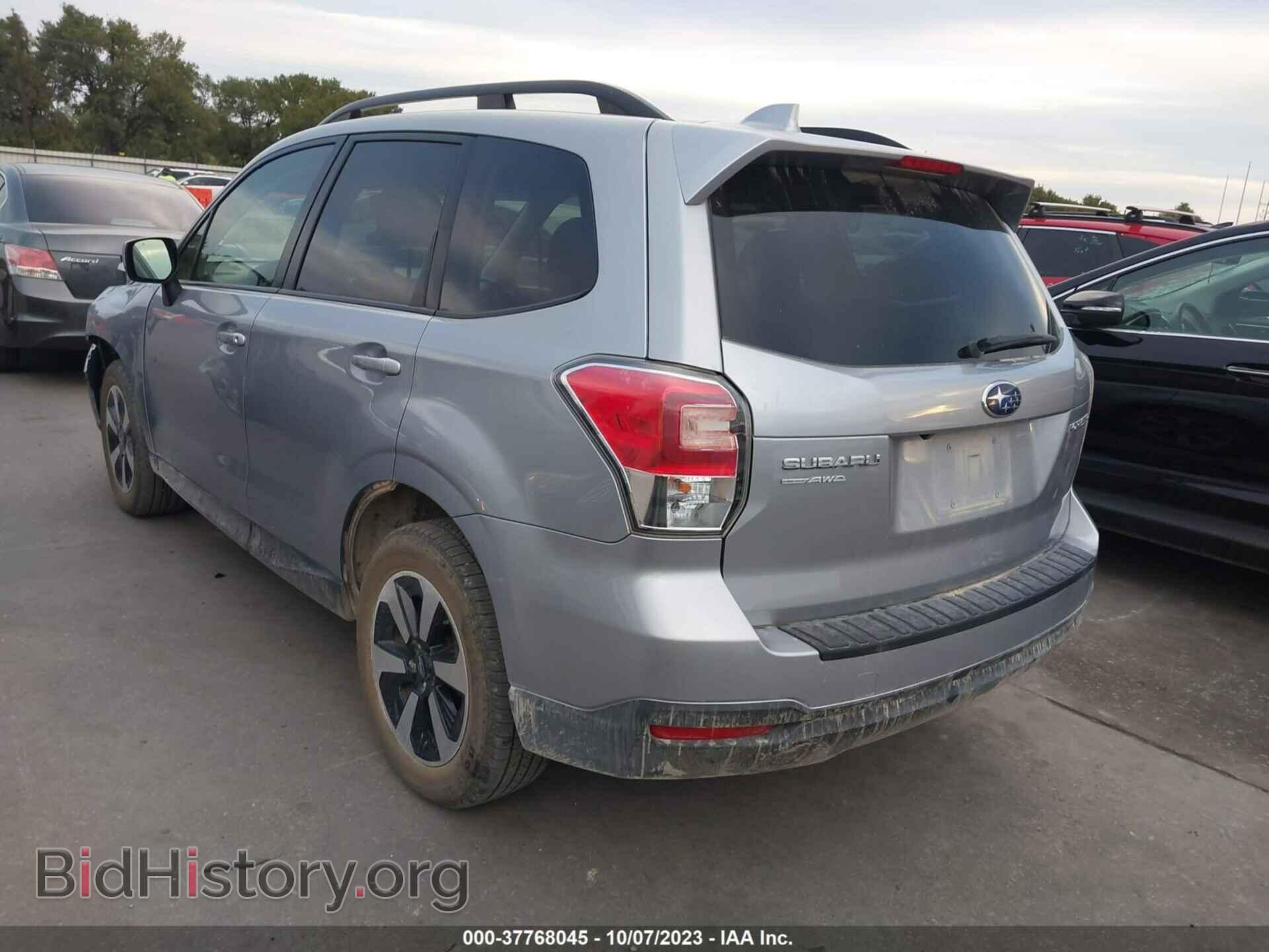 2018 SUBARU FORESTER - VIN: JF2SJAGC3JH526123 - Фото 3