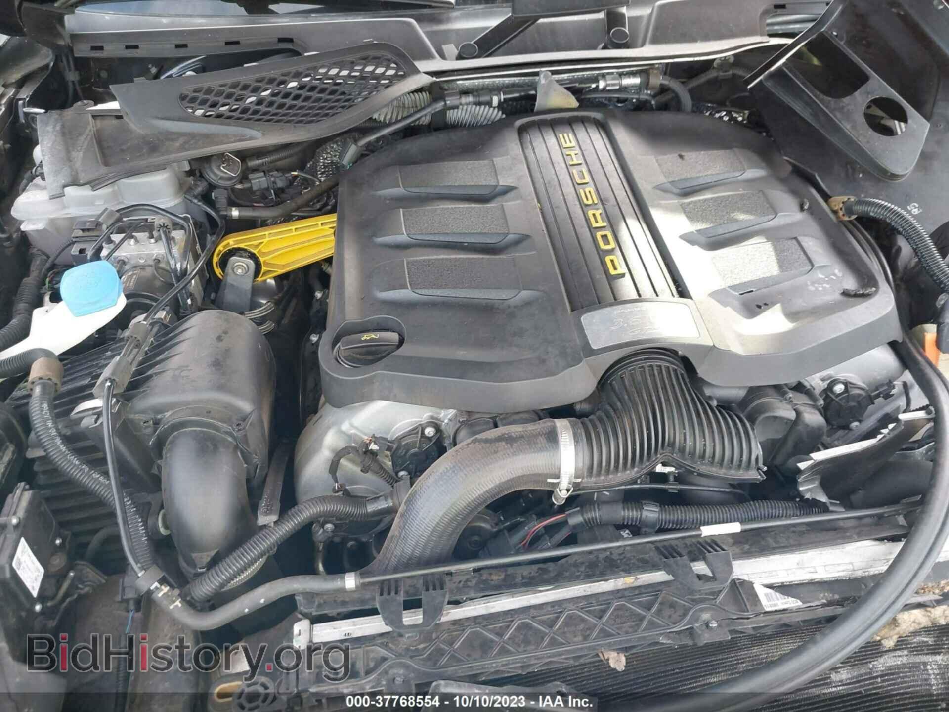 2016 PORSCHE CAYENNE - VIN: WP1AD2A20GLA77642 - Фото 10