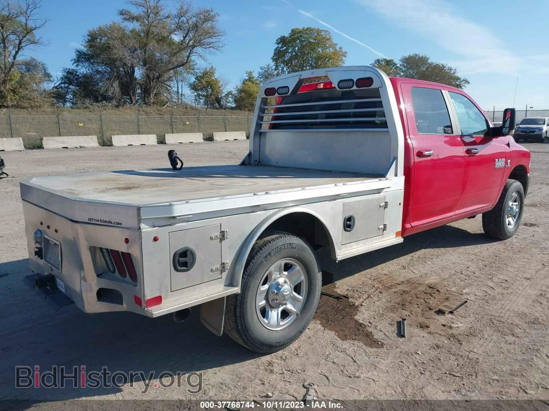 2018 RAM 3500 - VIN: 3C63R3HL2JG201342 - Photo 4