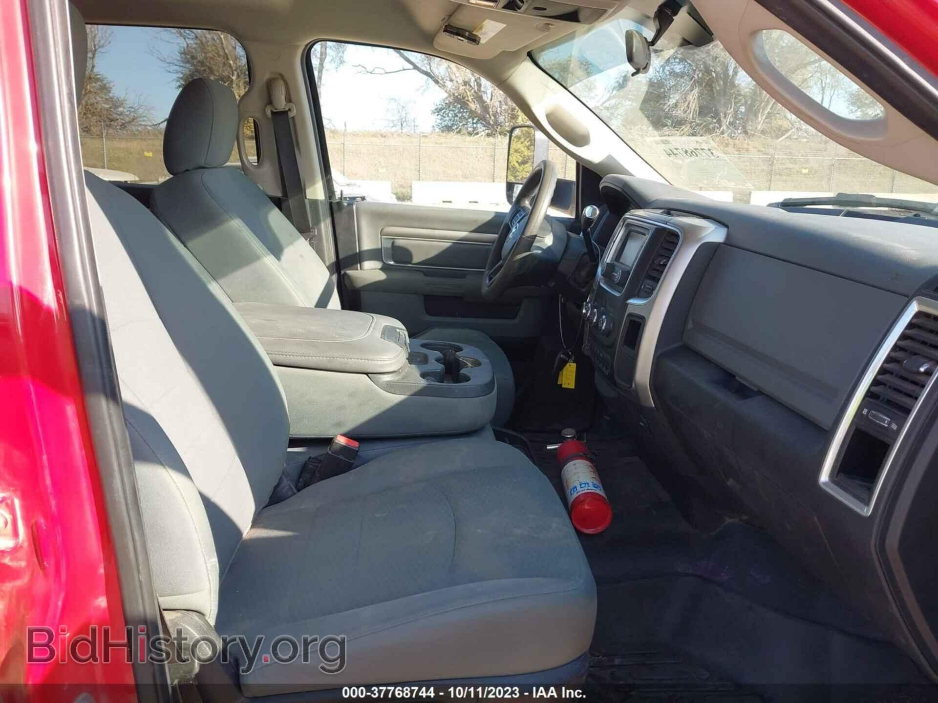 2018 RAM 3500 - VIN: 3C63R3HL2JG201342 - Photo 5