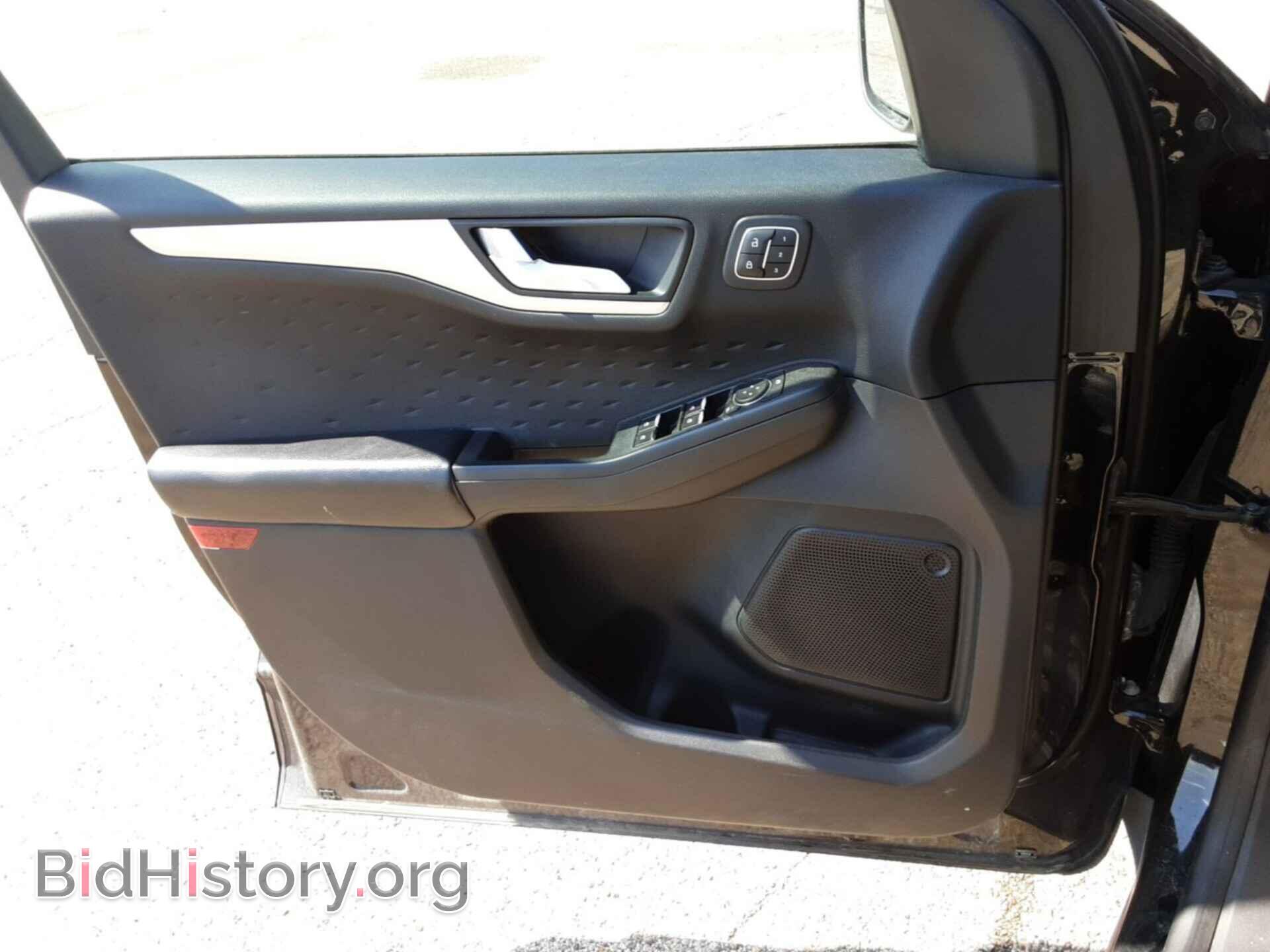 2020 FORD ESCAPE - VIN: 1FMCU9H65LUA82508 - Photo 11
