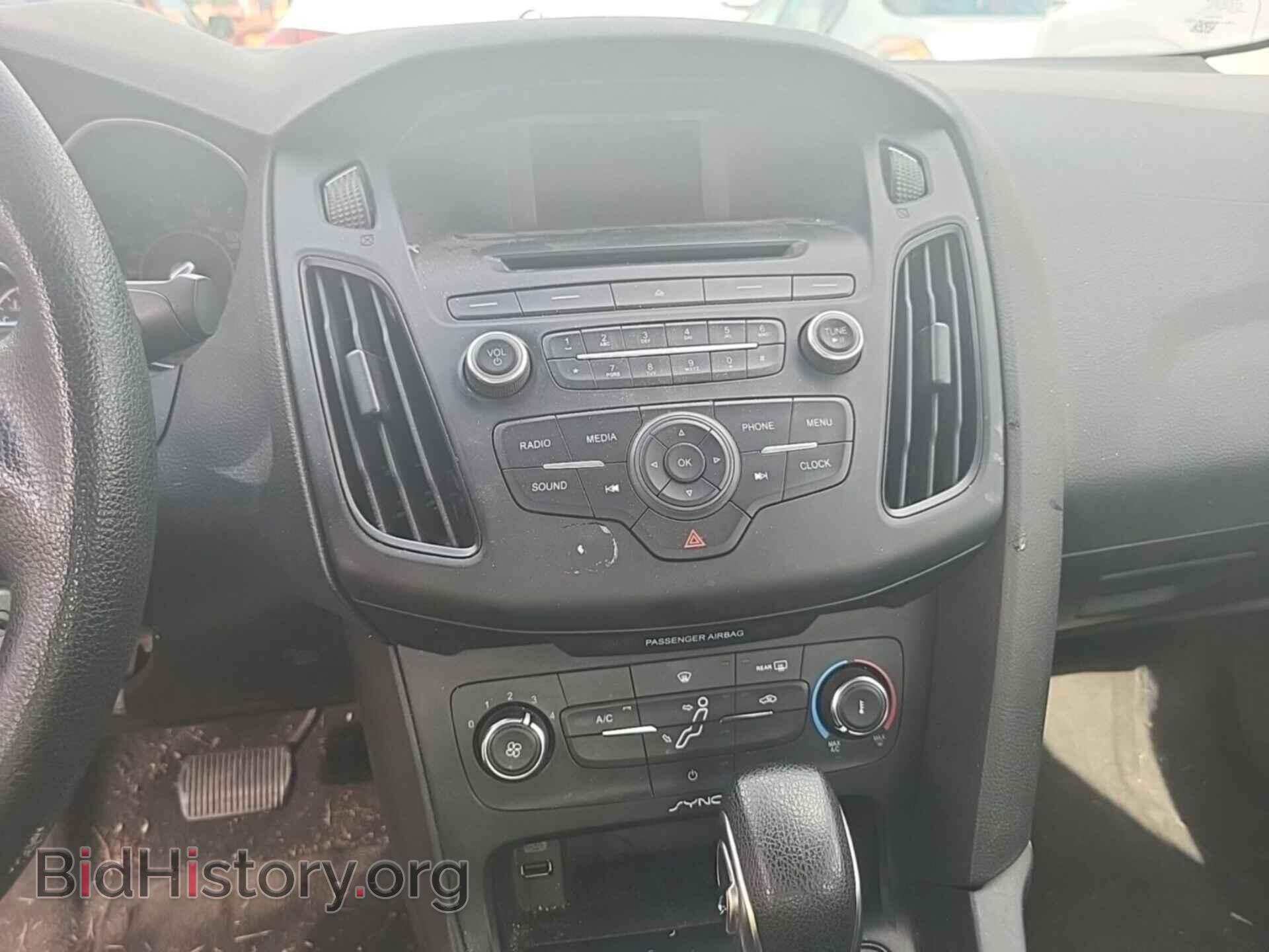 2016 FORD FOCUS - VIN: 1FADP3E26GL366097 - Фото 3