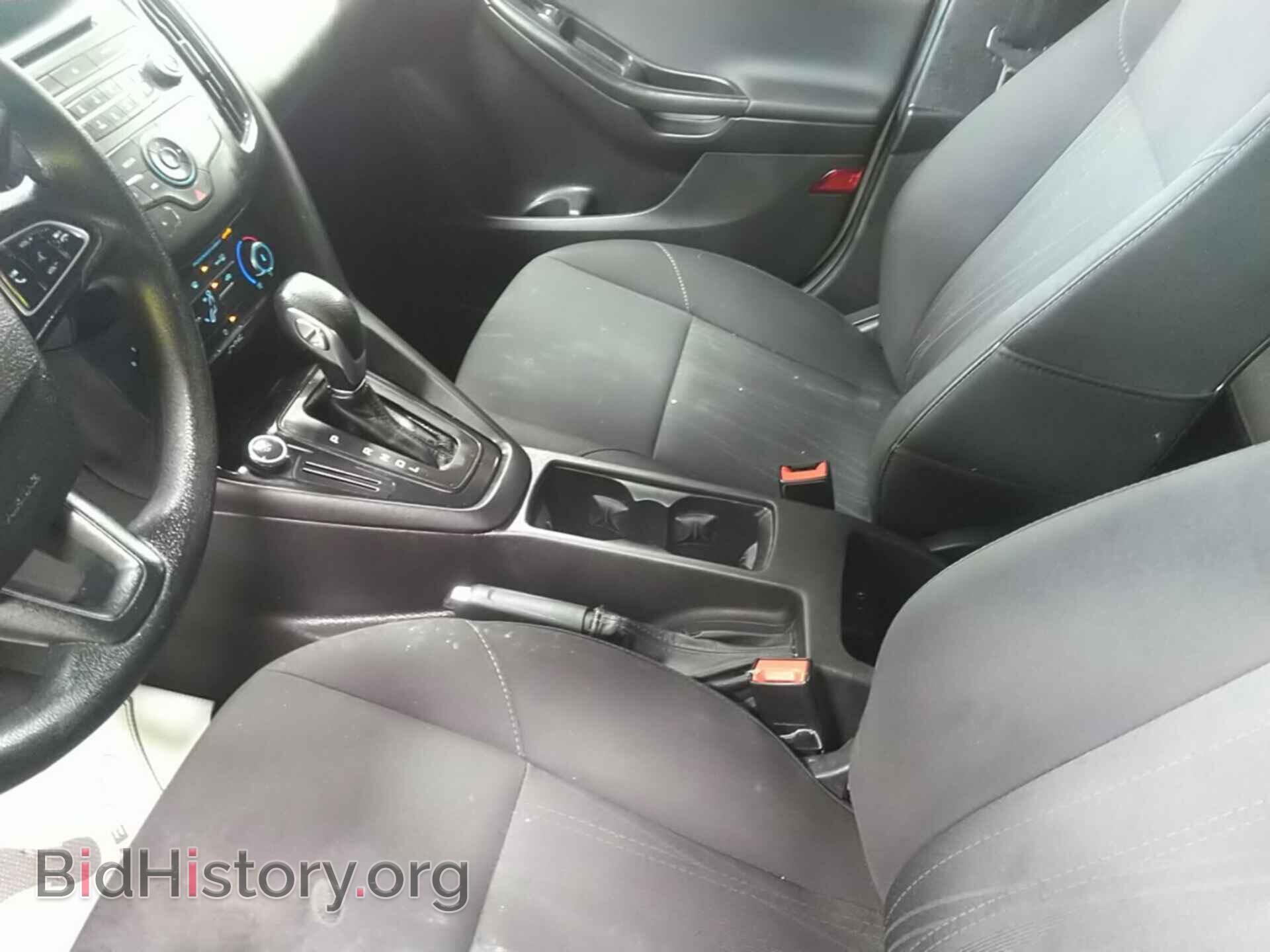 2016 FORD FOCUS - VIN: 1FADP3E26GL366097 - Фото 28