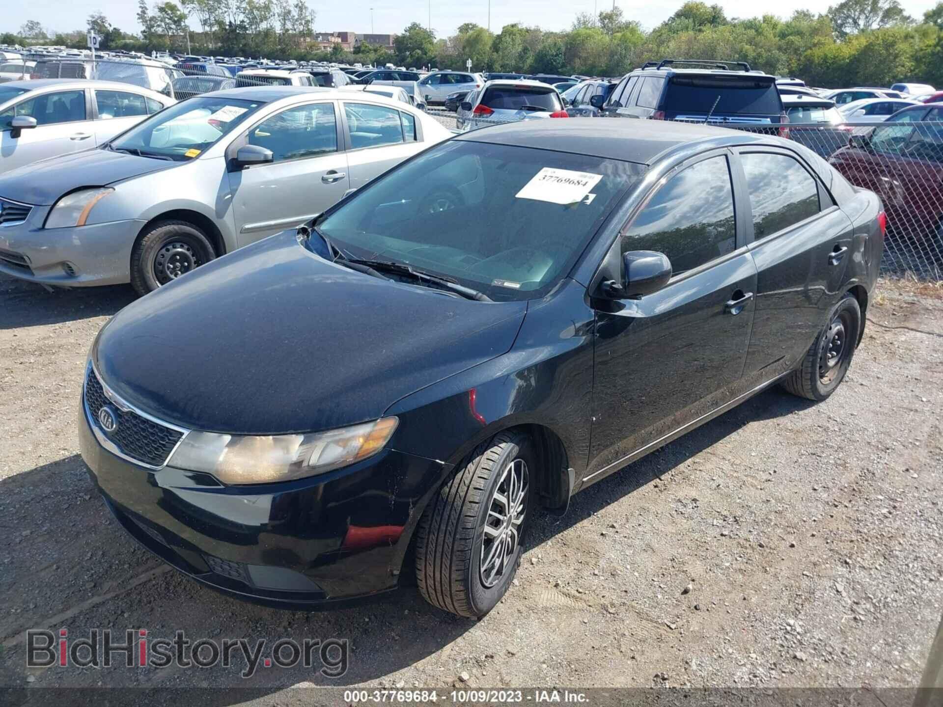 2012 KIA FORTE - VIN: KNAFT4A29C5525975 - Фото 2