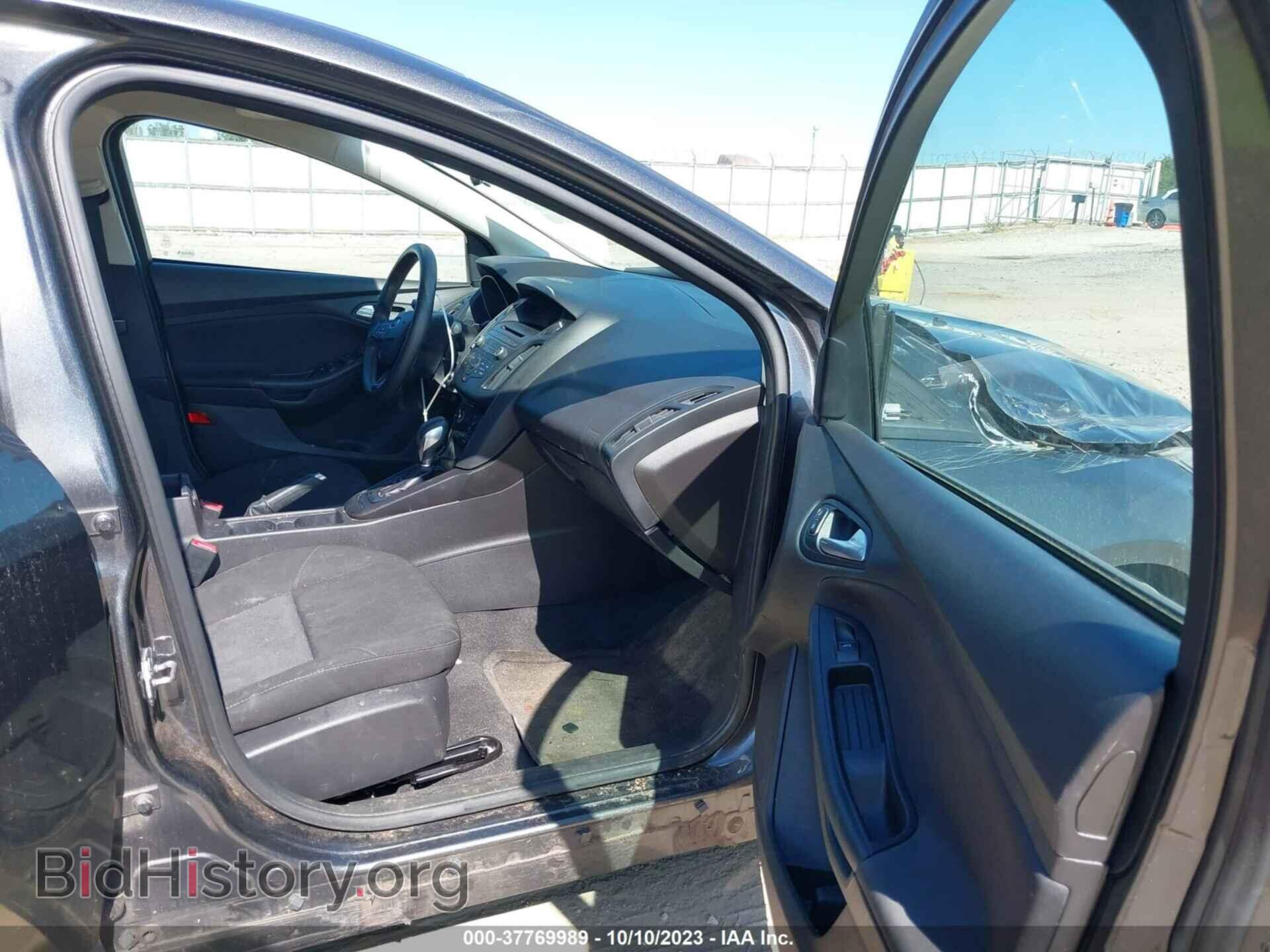 2017 FORD FOCUS - VIN: 1FADP3F28HL322666 - Photo 5
