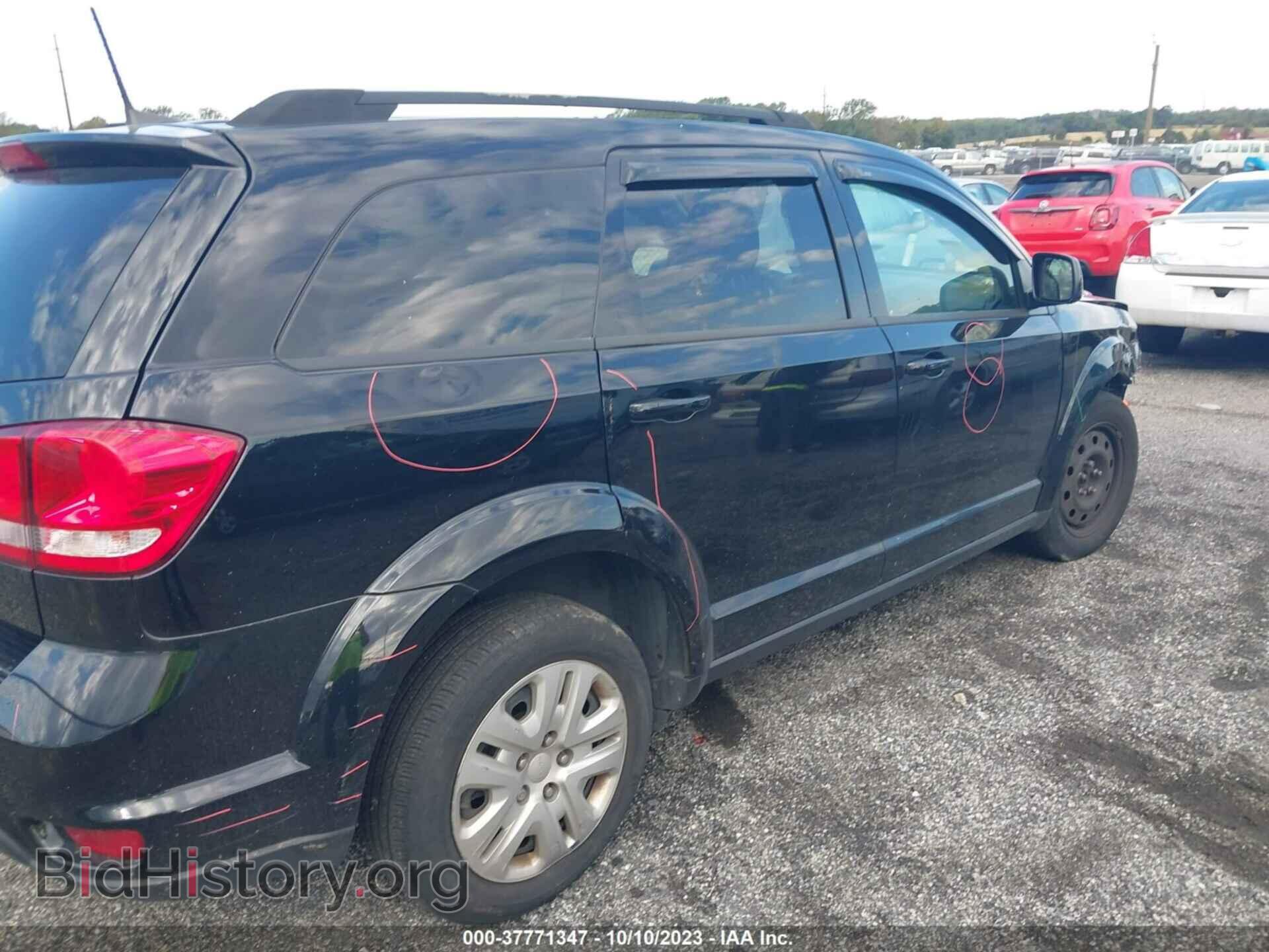 2018 DODGE JOURNEY - VIN: 3C4PDCBG3JT509874 - Фото 4
