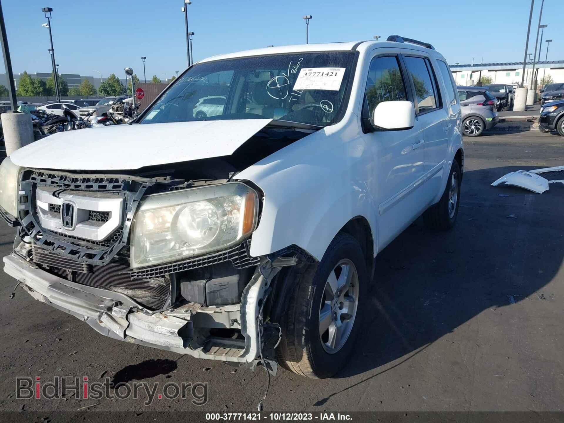 2011 HONDA PILOT - VIN: 5FNYF3H53BB025451 - Фото 2