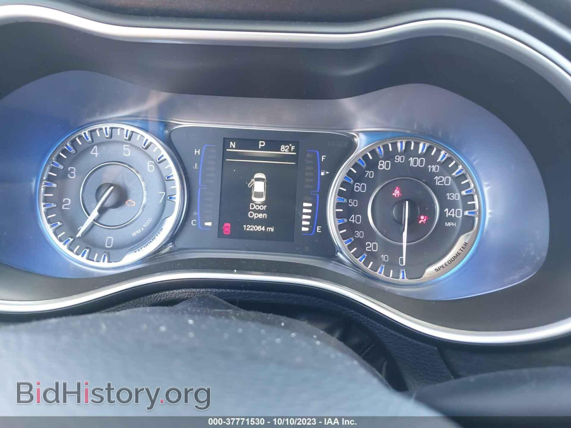2016 CHRYSLER 200 - VIN: 1C3CCCAB5GN123400 - Фото 7