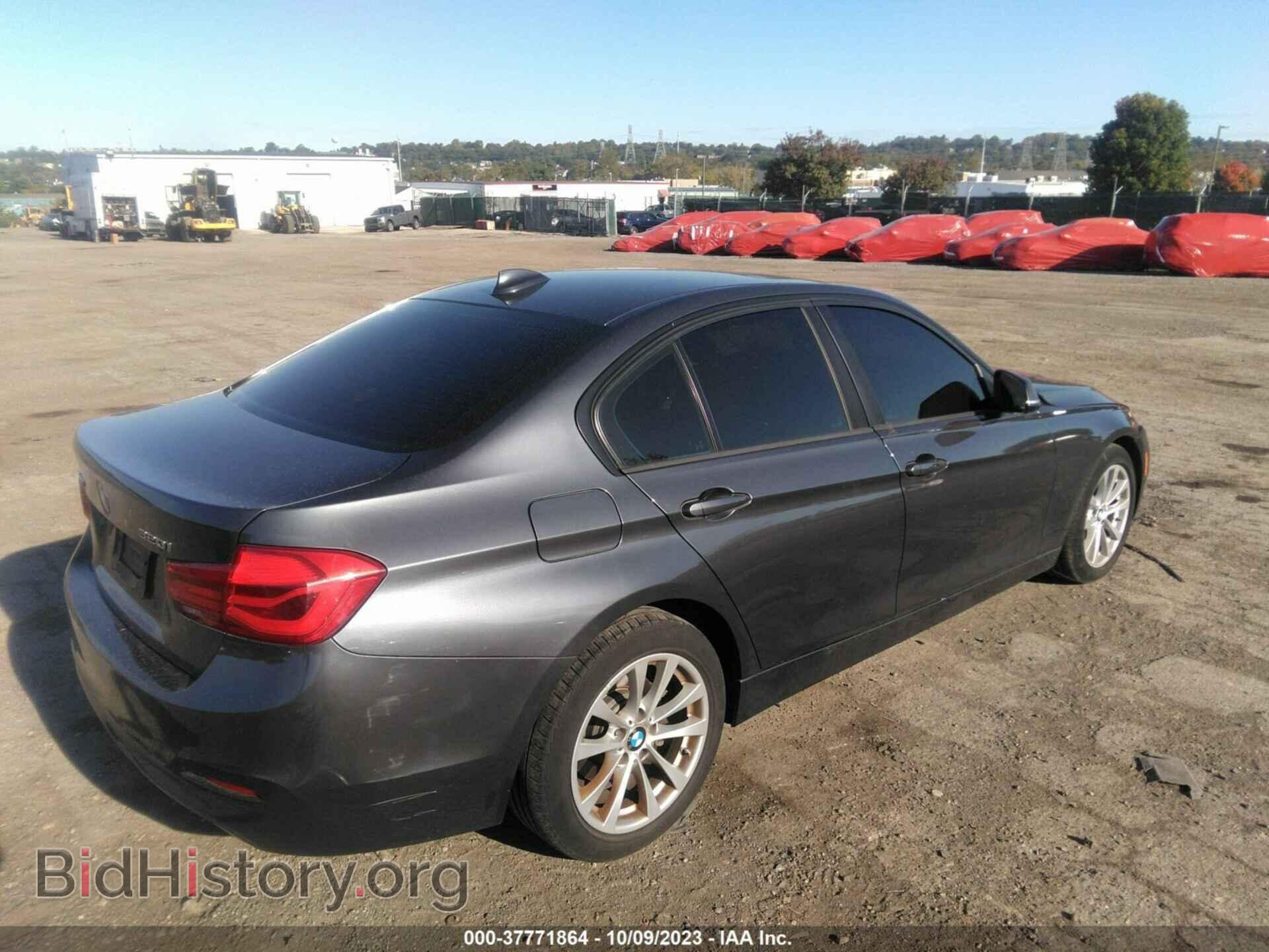 2016 BMW 320I - VIN: WBA8E5G52GNT40473 - Фото 4