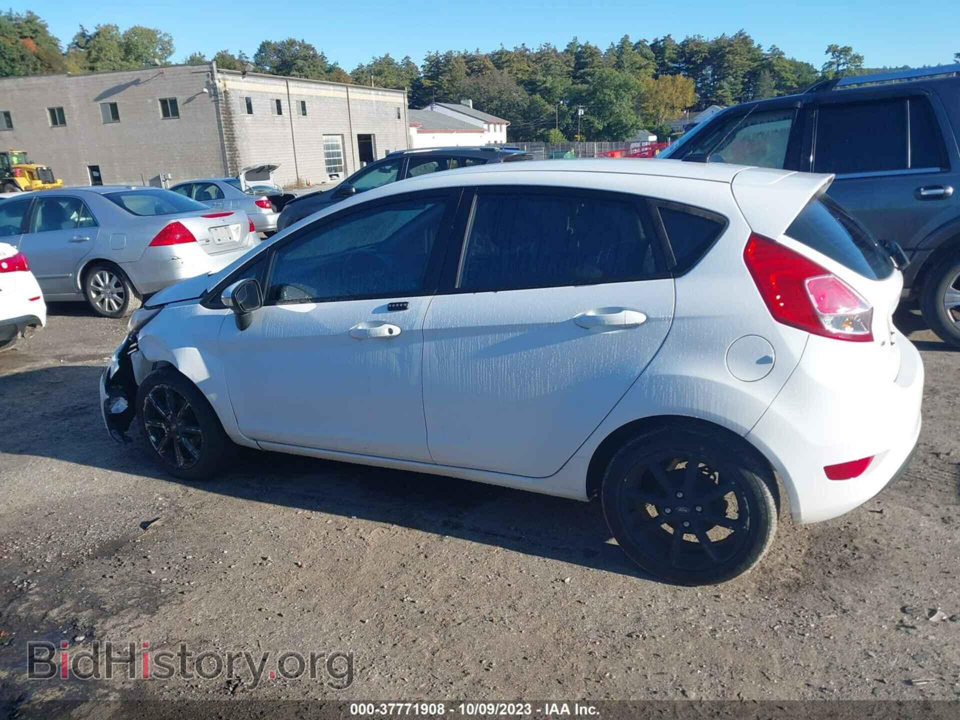 2015 FORD FIESTA - VIN: 3FADP4EJ8FM190812 - Фото 14