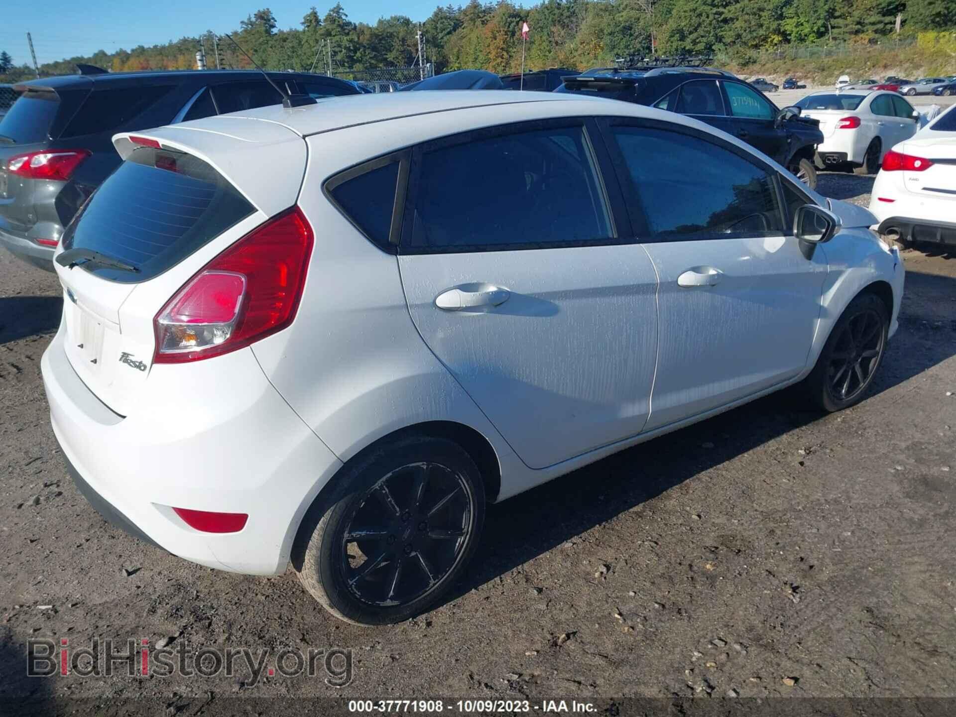 2015 FORD FIESTA - VIN: 3FADP4EJ8FM190812 - Фото 4