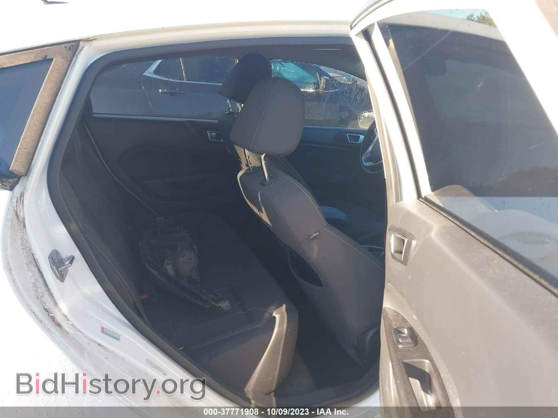 2015 FORD FIESTA - VIN: 3FADP4EJ8FM190812 - Фото 8