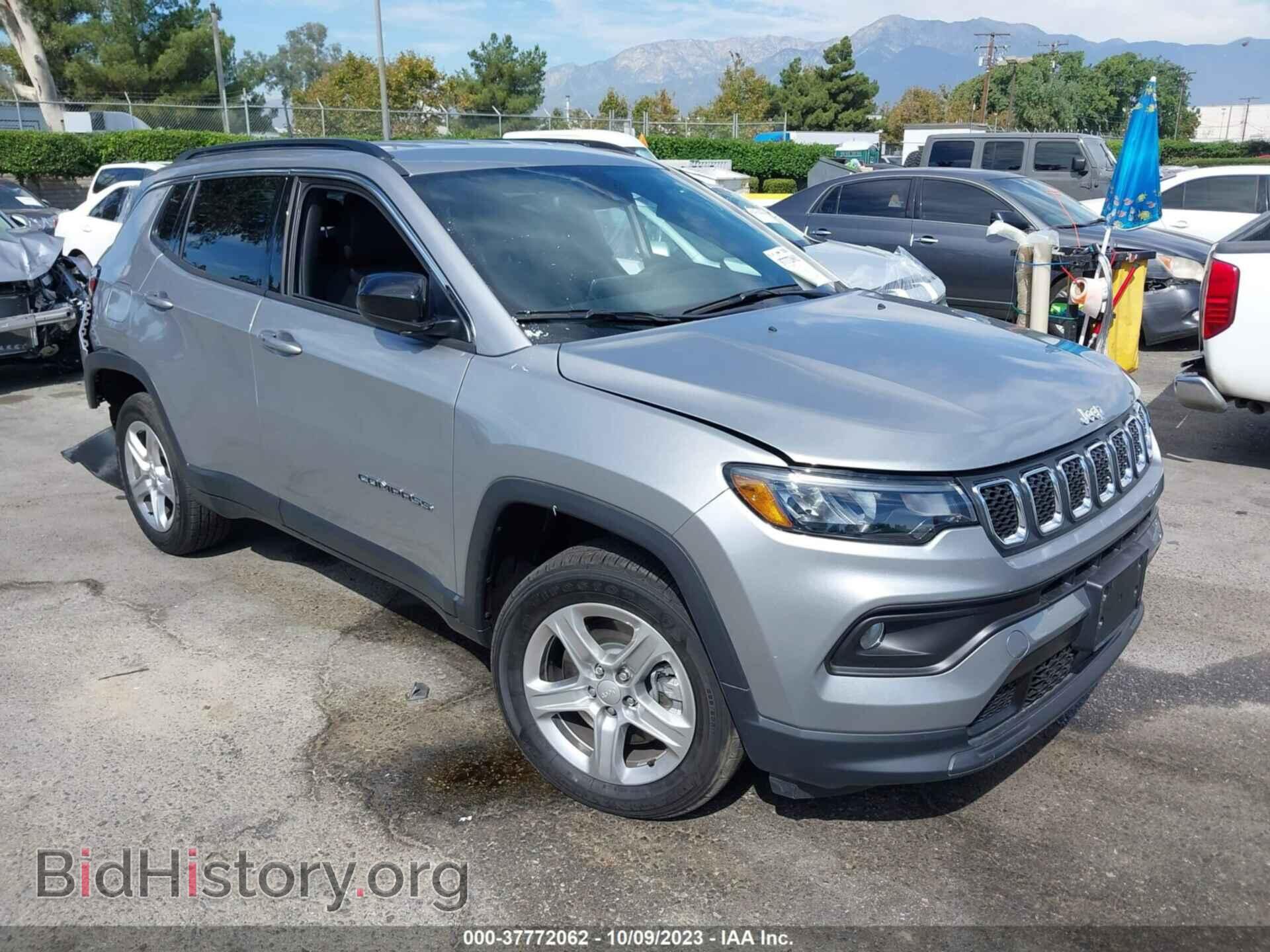 Фотография 3C4NJDBN3PT540975 - JEEP COMPASS 2023
