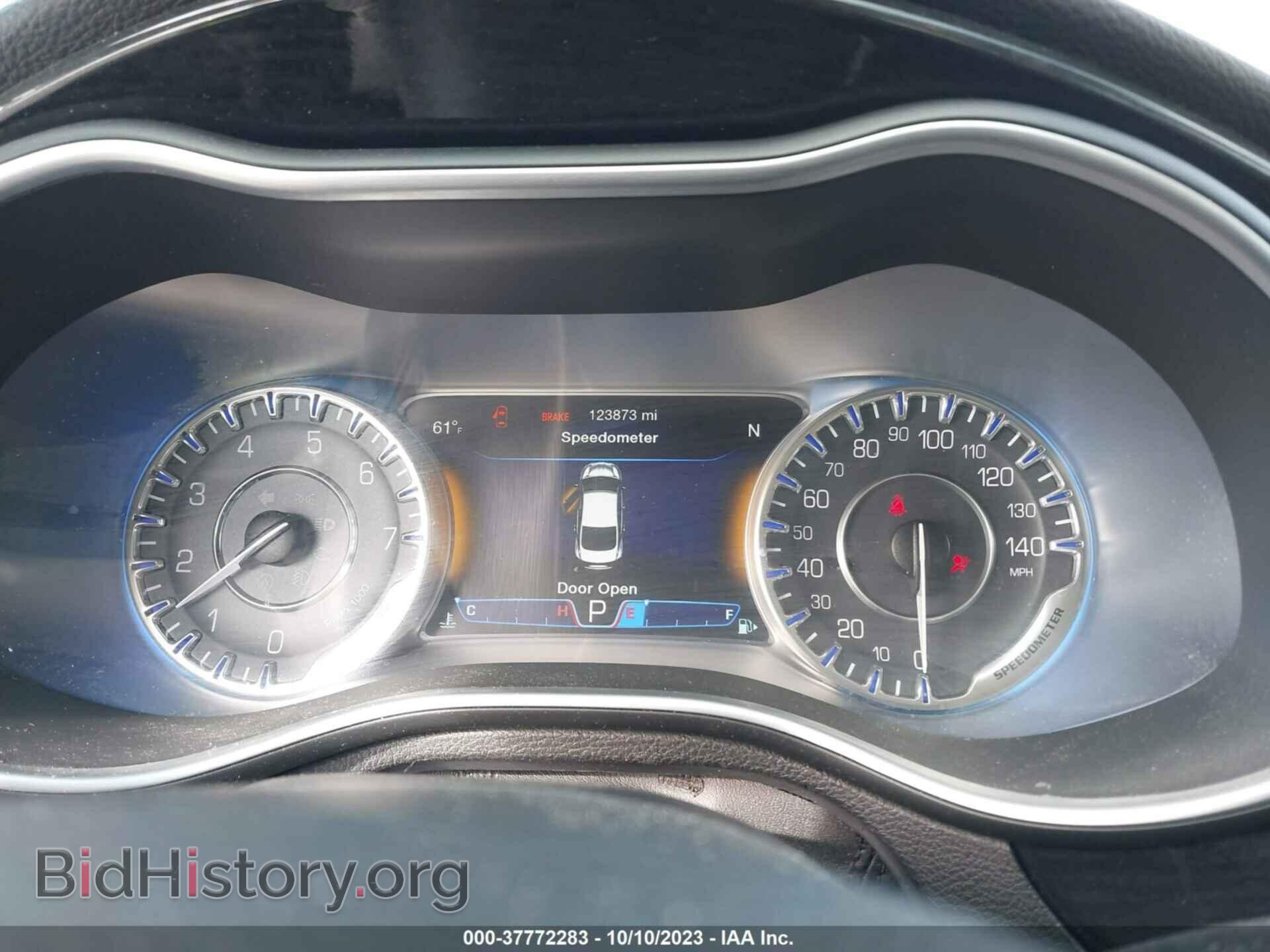 2015 CHRYSLER 200 - VIN: 1C3CCCCB0FN557817 - Фото 7