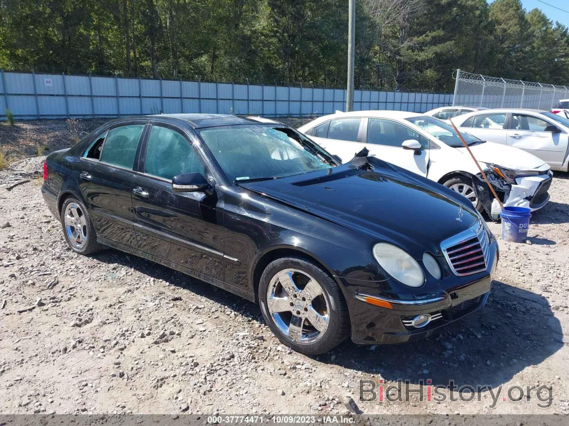 Photo WDBUF72X37B121489 - MERCEDES-BENZ E-CLASS 2007