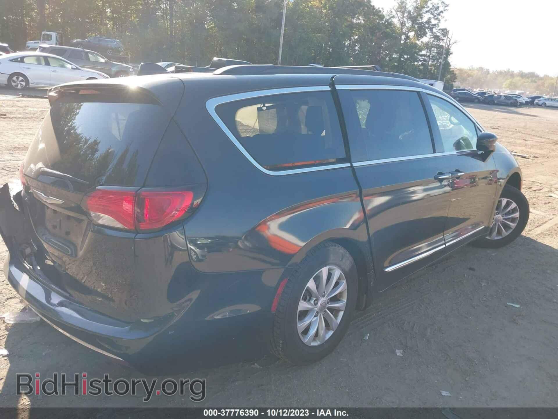 2017 CHRYSLER PACIFICA - VIN: 2C4RC1BG5HR642293 - Фото 4