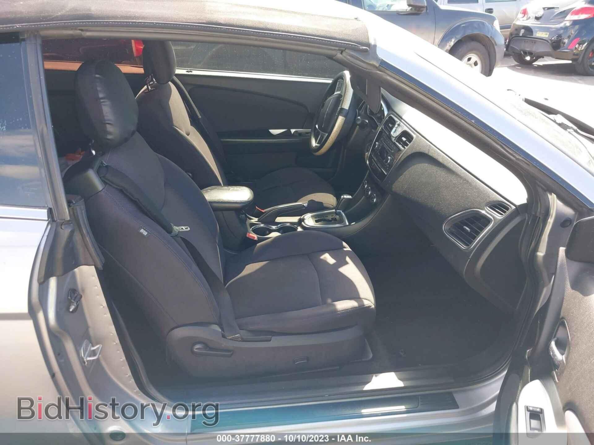 2013 CHRYSLER 200 - VIN: 1C3BCBEB2DN532983 - Photo 5