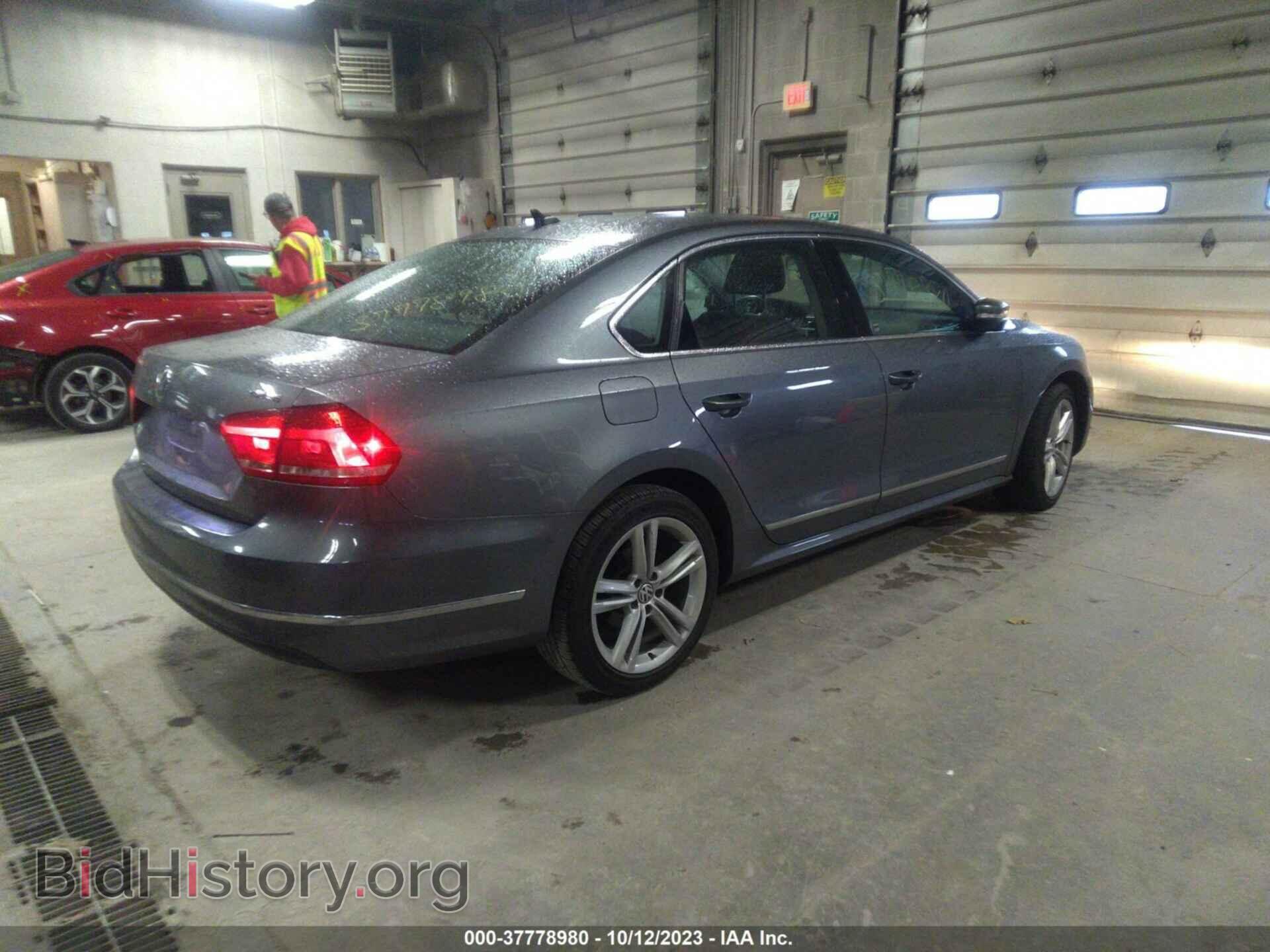 2015 VOLKSWAGEN PASSAT - VIN: 1VWBS7A31FC043903 - Фото 4