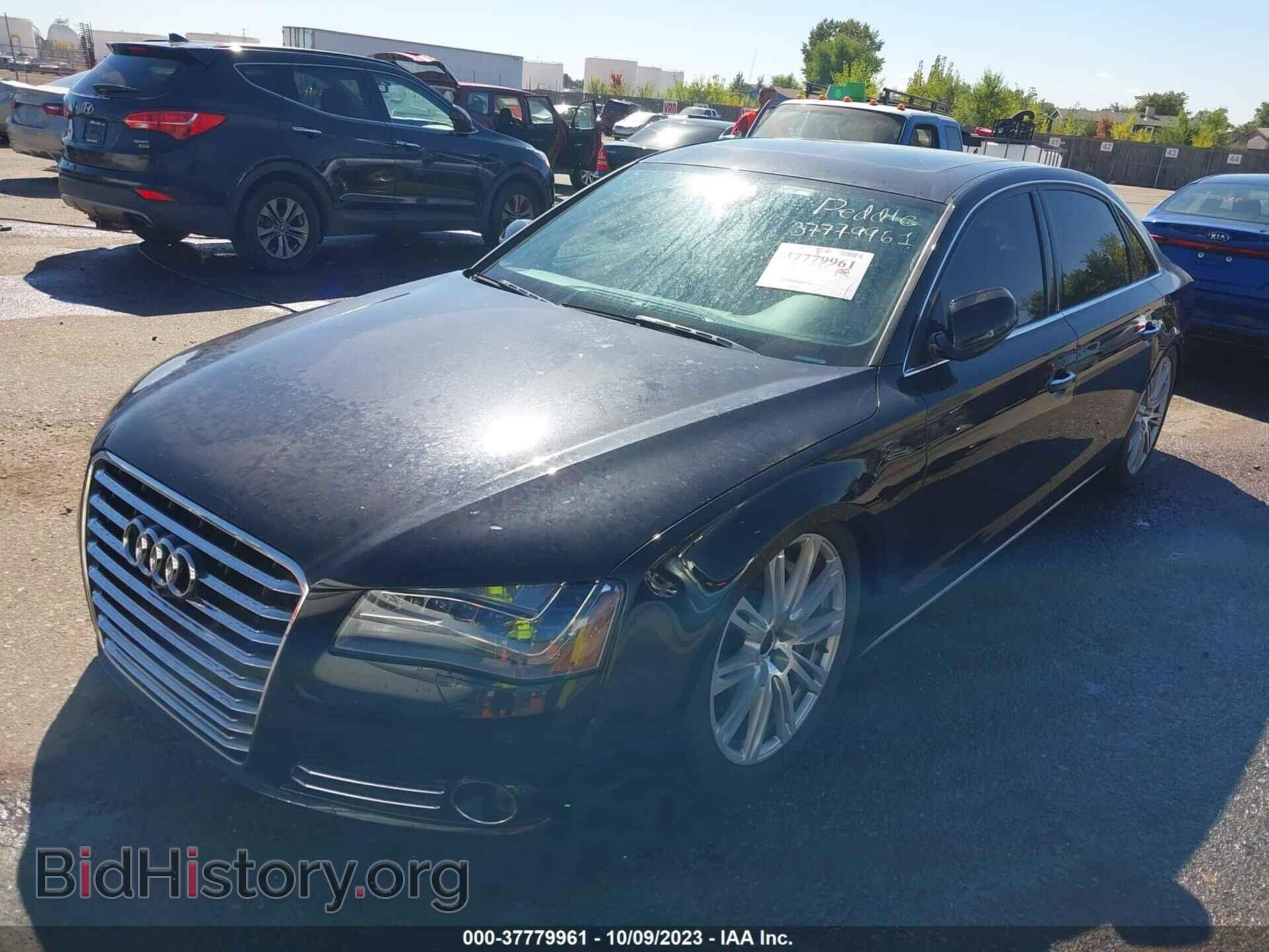 2013 AUDI A8 L - VIN: WAUR2AFD1DN010303 - Photo 2