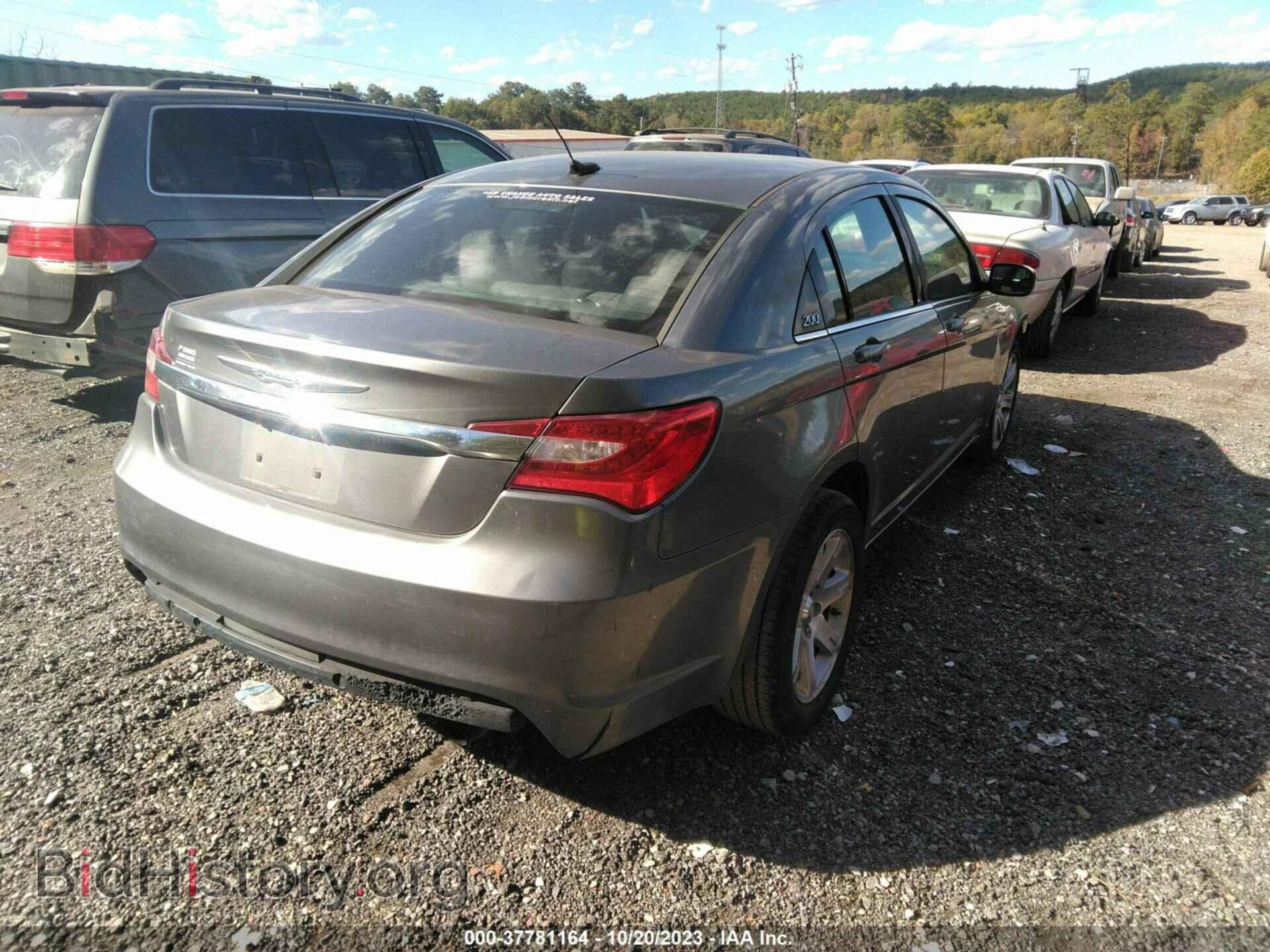 2013 CHRYSLER 200 - VIN: 1C3CCBABXDN671124 - Photo 4
