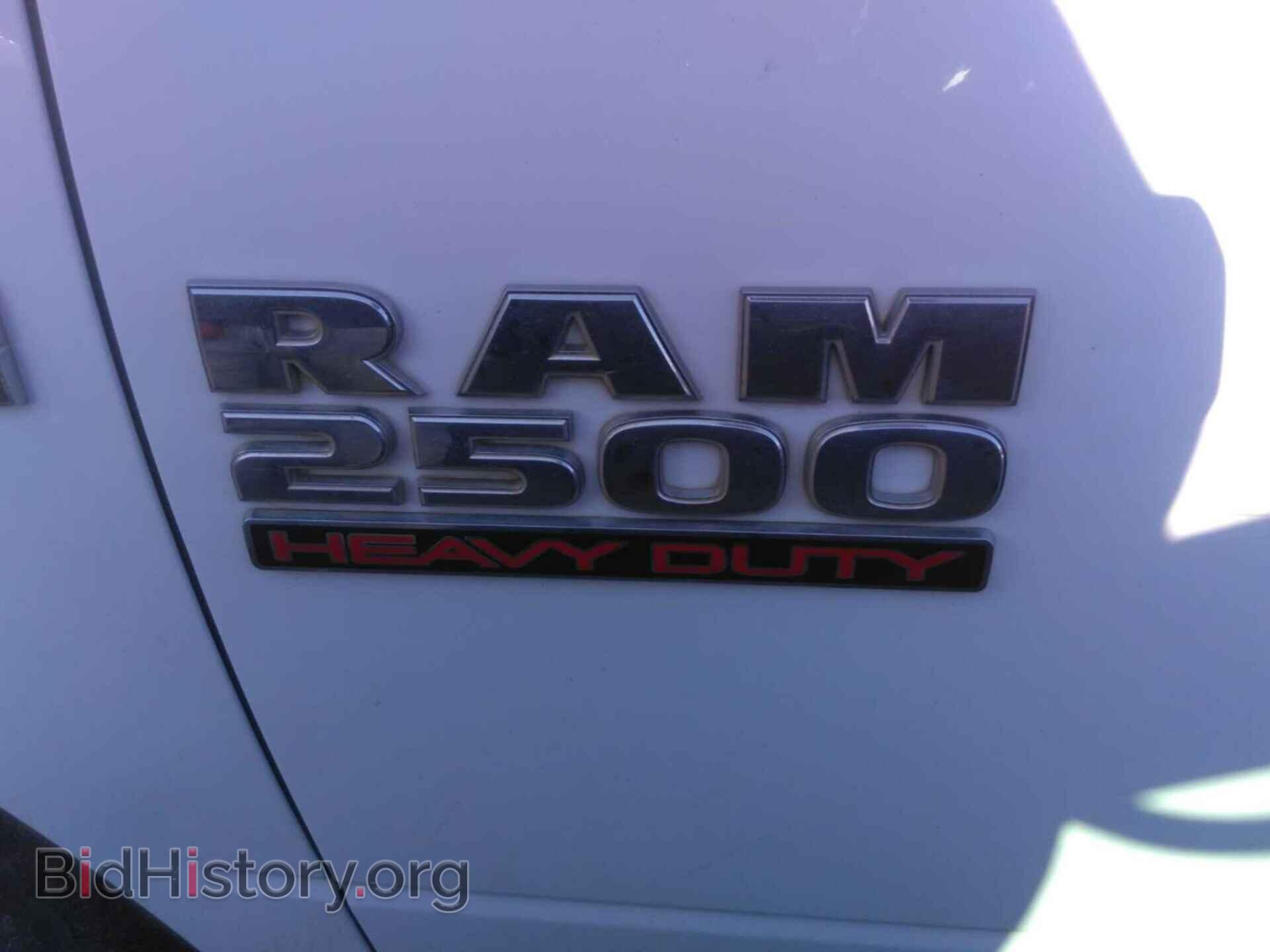 2016 RAM 2500 - VIN: 3C6TR4CT3GG307062 - Фото 3