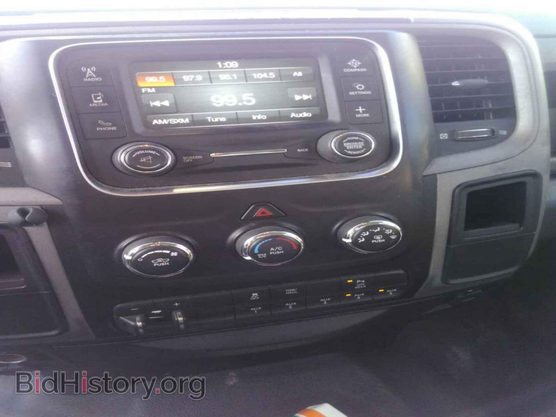 2016 RAM 2500 - VIN: 3C6TR4CT3GG307062 - Фото 9