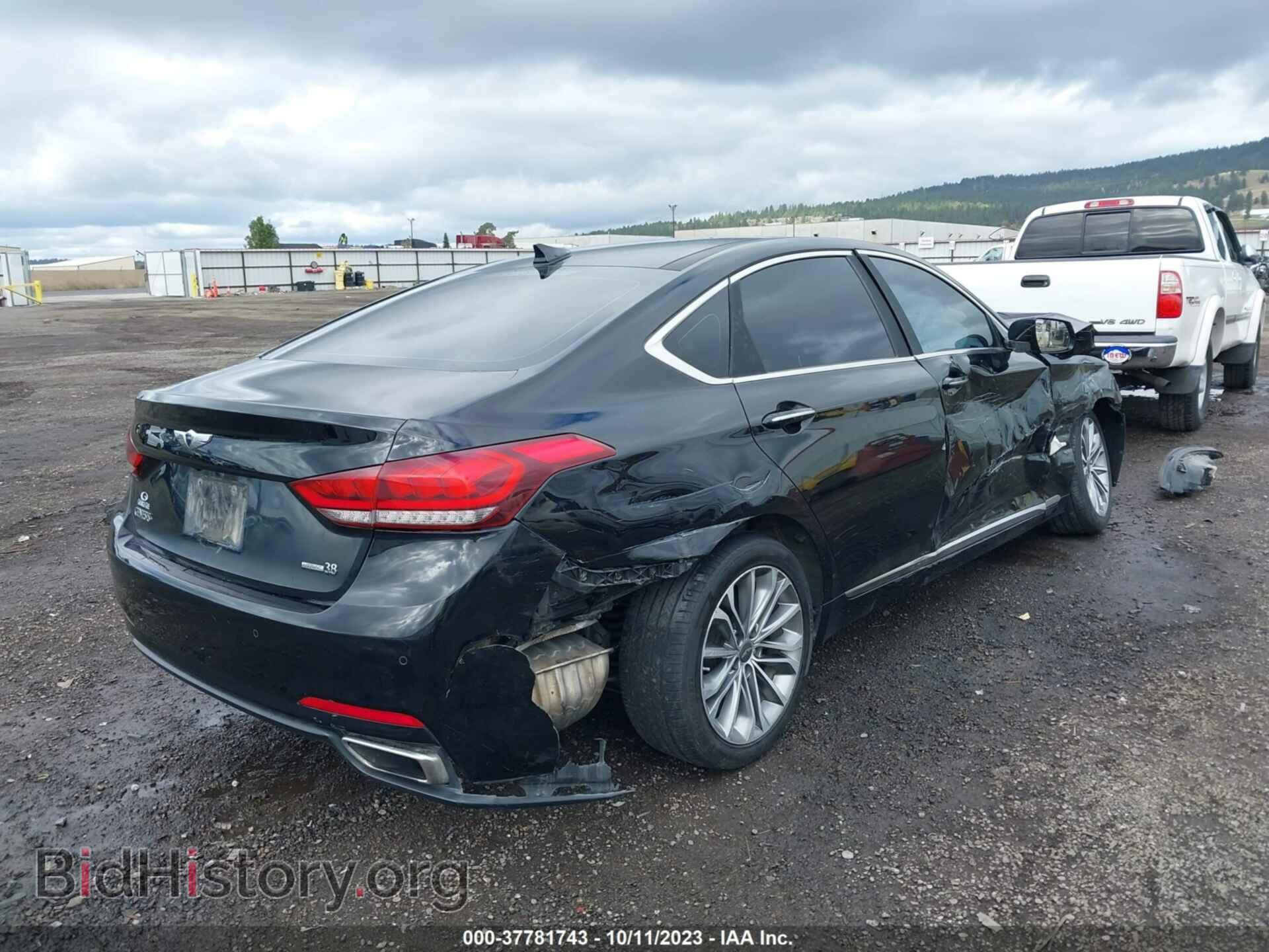 2015 HYUNDAI GENESIS - VIN: KMHGN4JE2FU041518 - Фото 4